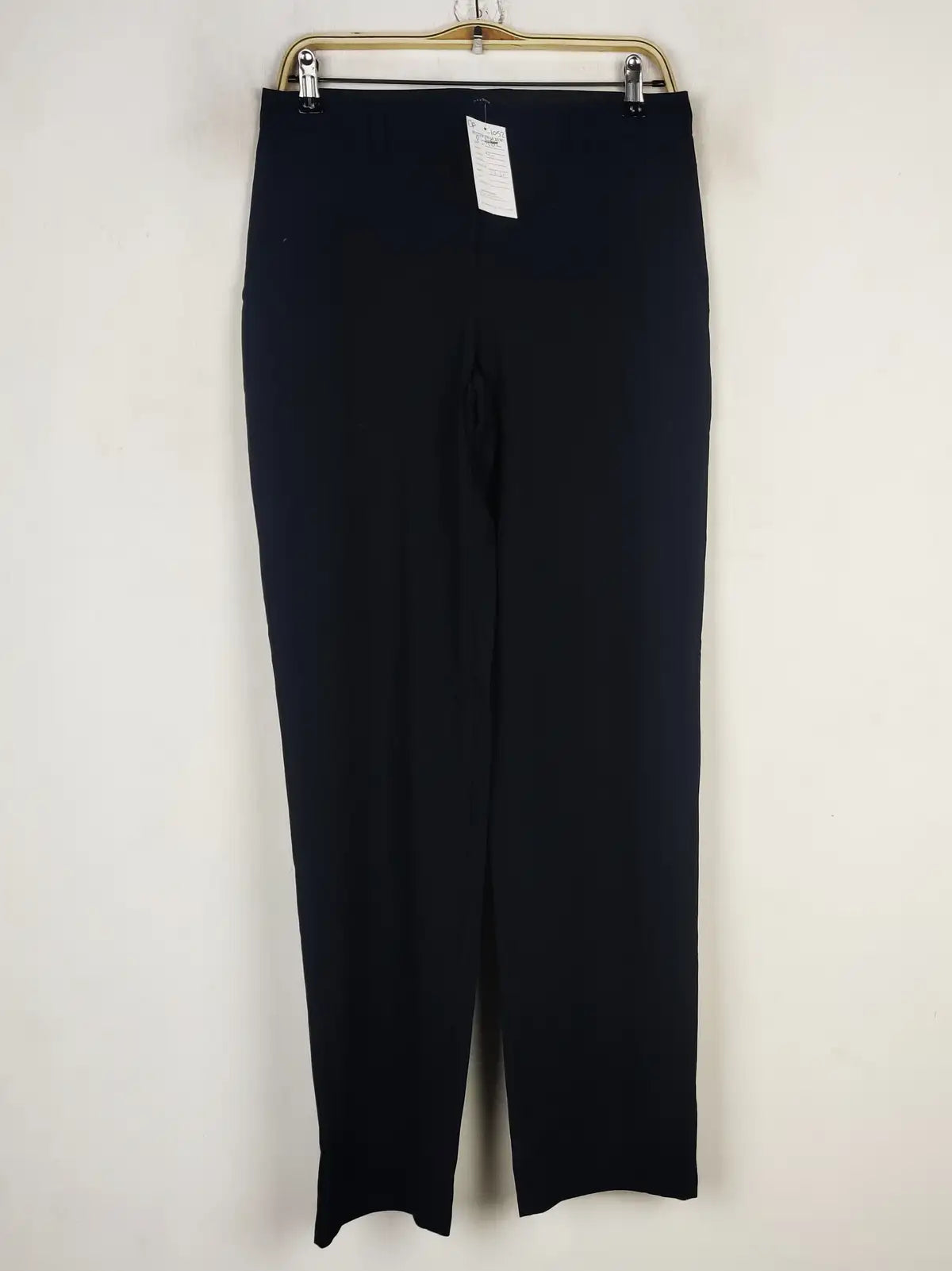 Buy online pre-used pre-loved 100% authentic & Original branded Marks & Spencer (DP-1052) available in Pakistan. Top international brands avilable.