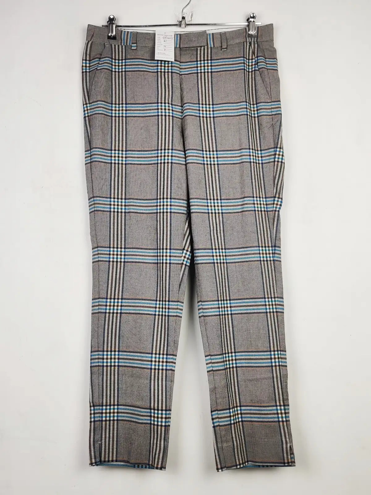 Buy online pre-used pre-loved 100% authentic & Original branded Marks & Spencer (DP-1075) available in Pakistan. Top international brands avilable.