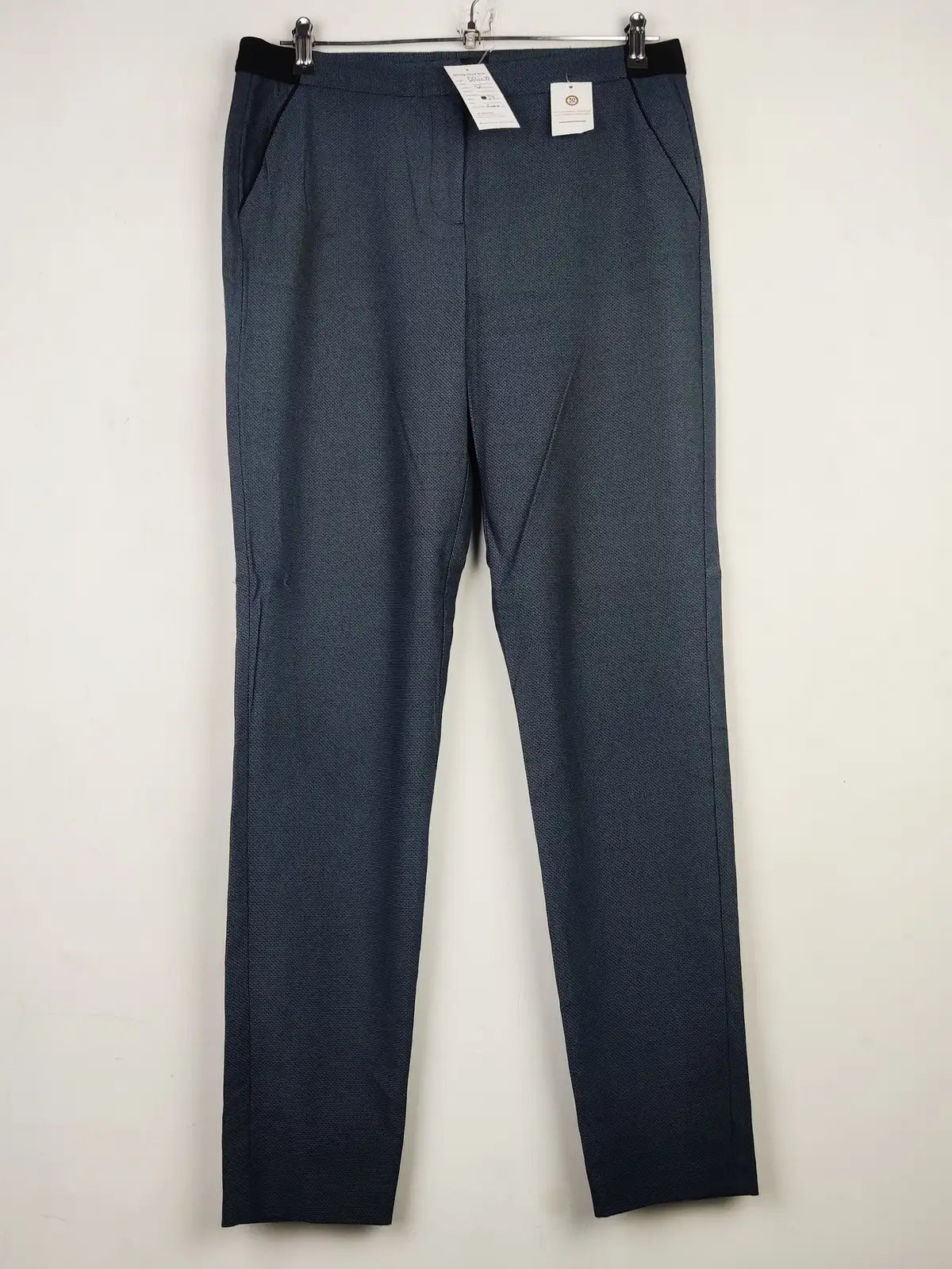 Buy online pre-used pre-loved 100% authentic & Original branded Marks & Spencer (DP-1079) available in Pakistan. Top international brands avilable.