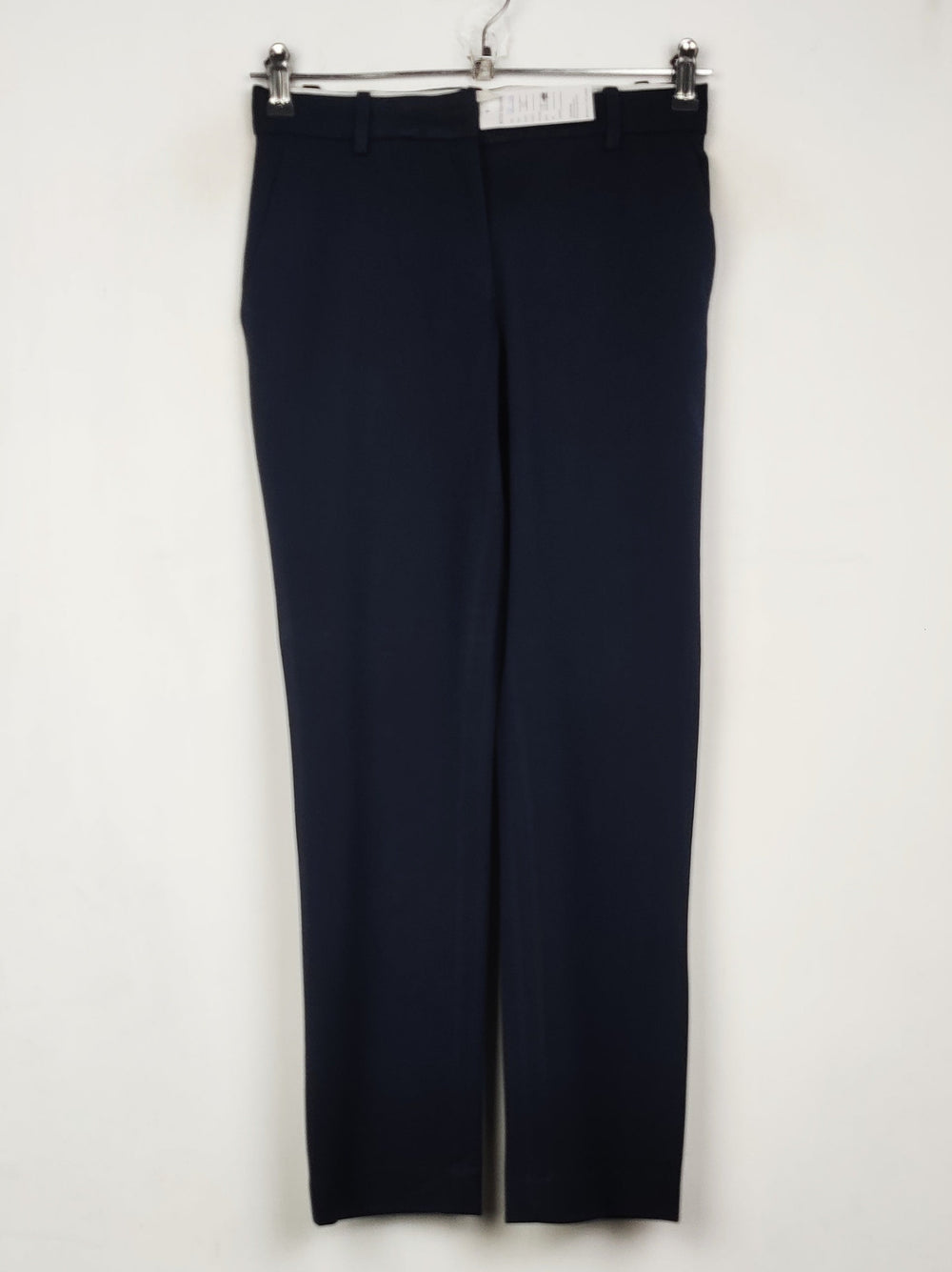 Buy online pre-used pre-loved 100% authentic & Original branded H&M (DP-1114) available in Pakistan. Top international brands avilable.