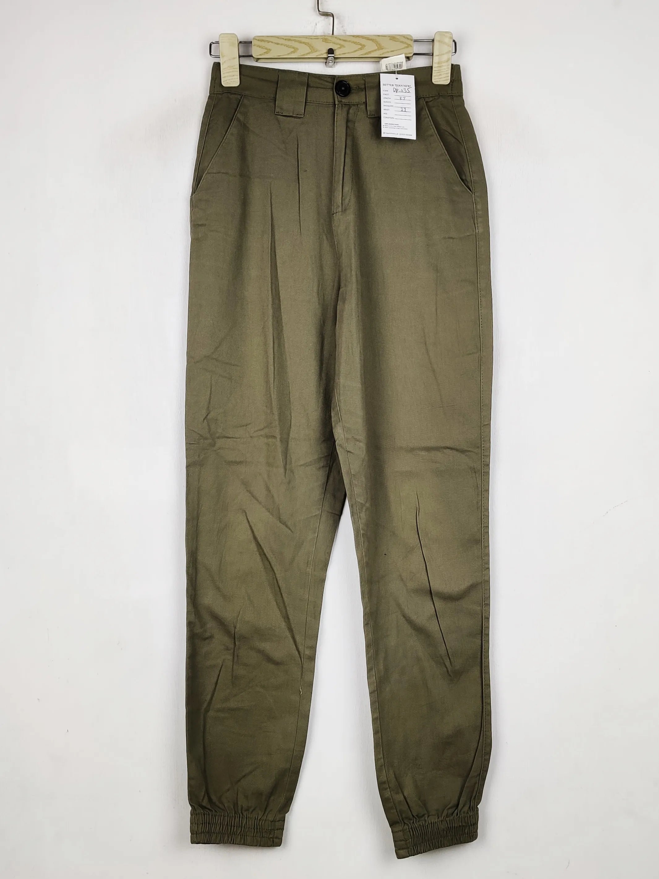 Buy online pre-used pre-loved 100% authentic & Original branded Cropp (DP-1135) available in Pakistan. Top international brands avilable.