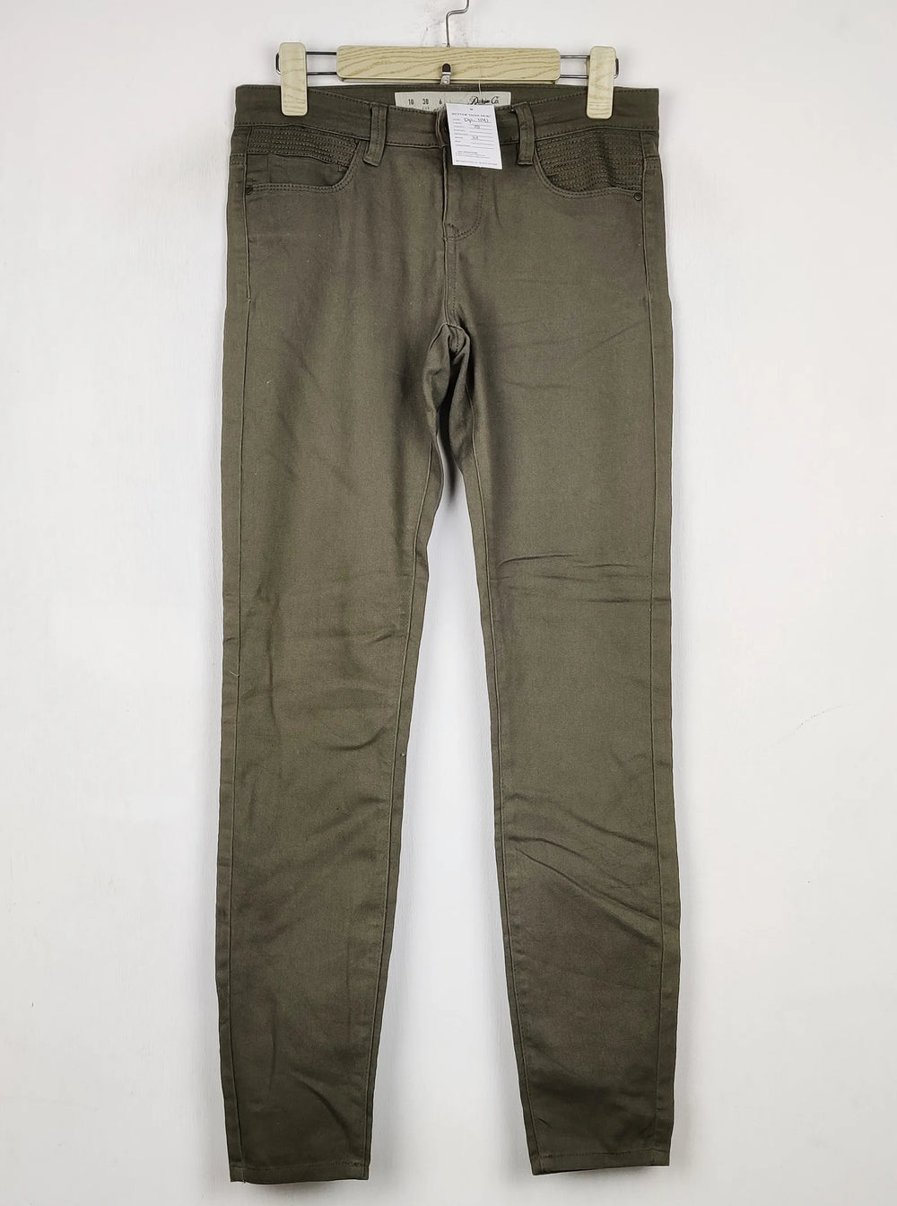 Buy online pre-used pre-loved 100% authentic & Original branded Denim Co. (DP-1141) available in Pakistan. Top international brands avilable.