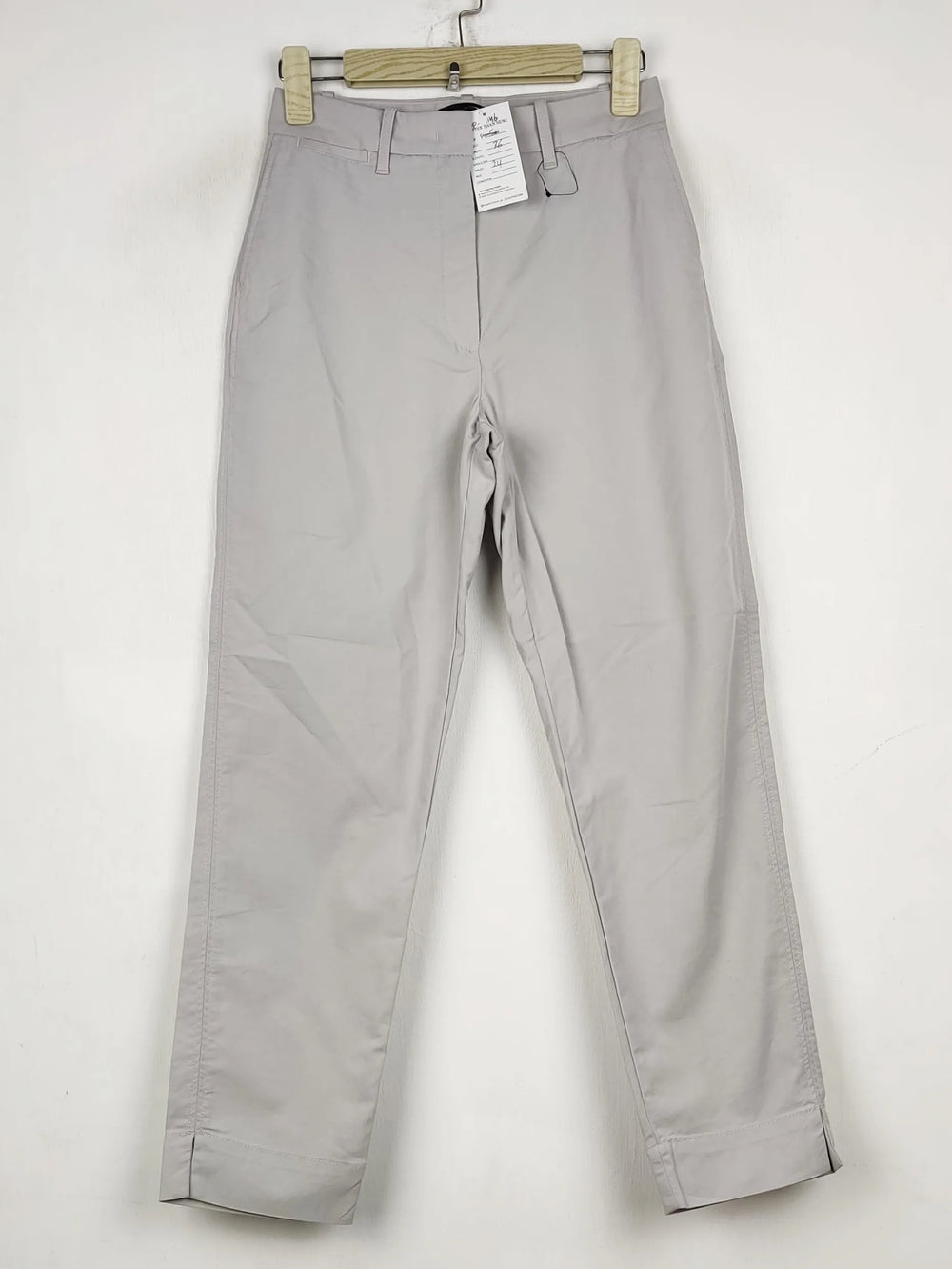 Buy online pre-used pre-loved 100% authentic & Original branded Marks & Spencer (DP-1146) available in Pakistan. Top international brands avilable.
