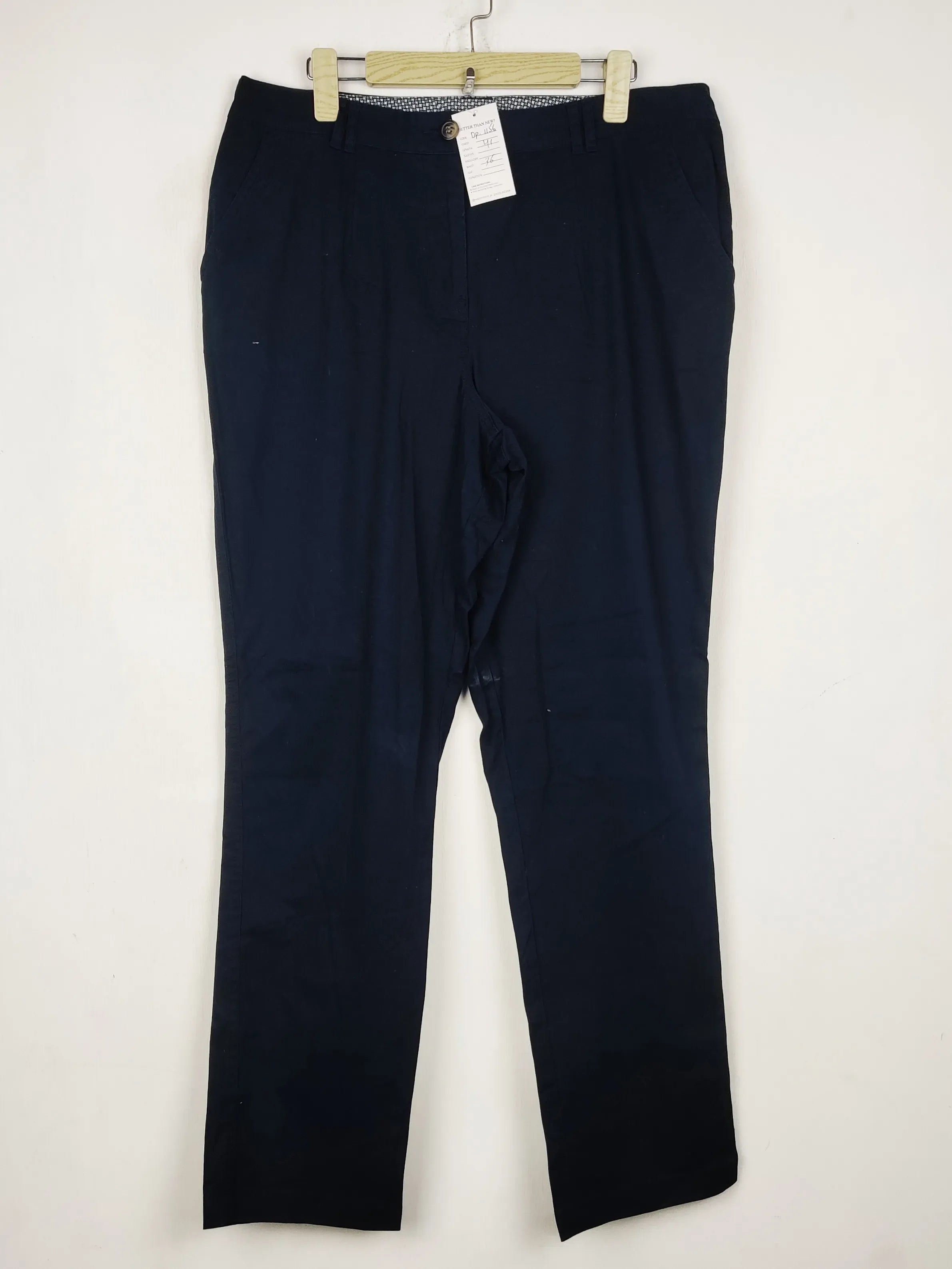 Buy online pre-used pre-loved 100% authentic & Original branded Maine (DP-1156) available in Pakistan. Top international brands avilable.