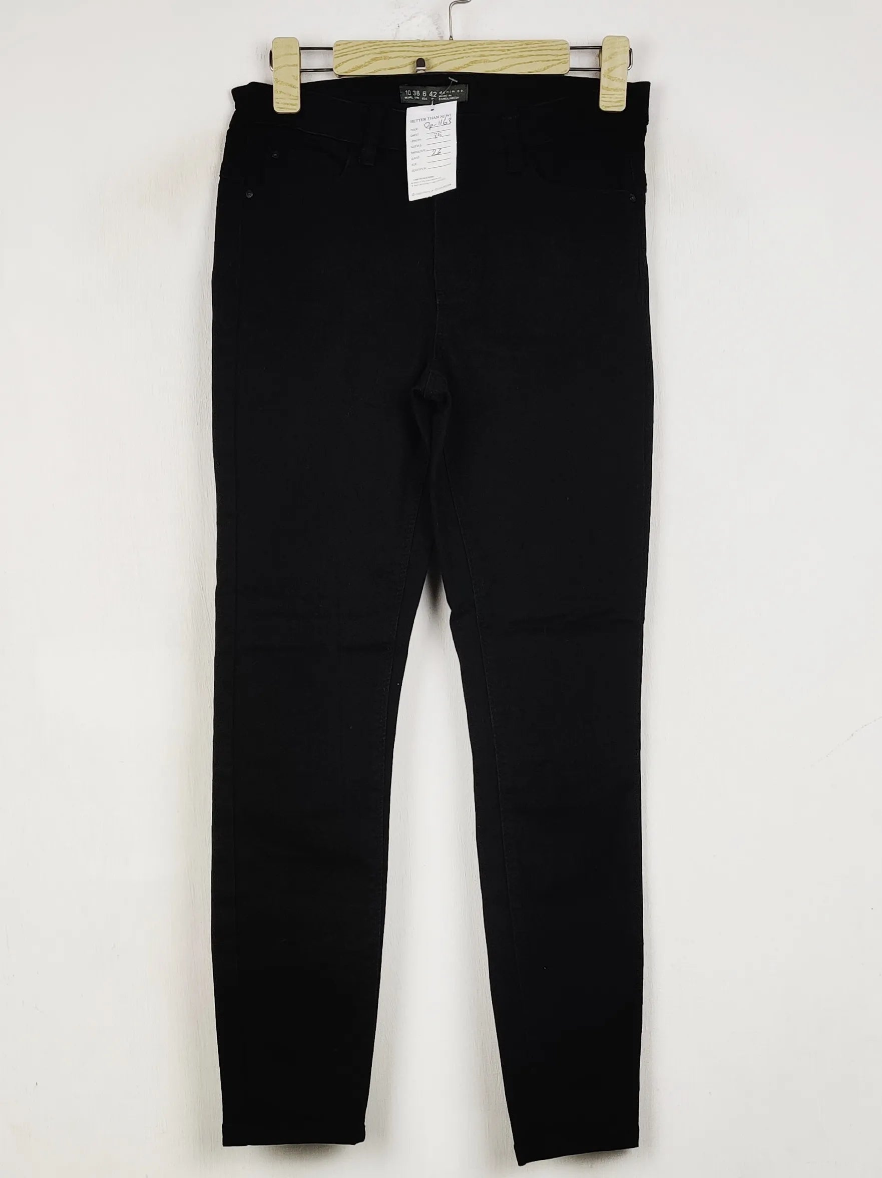 Buy online pre-used pre-loved 100% authentic & Original branded Denim Co. (DP-1163) available in Pakistan. Top international brands avilable.