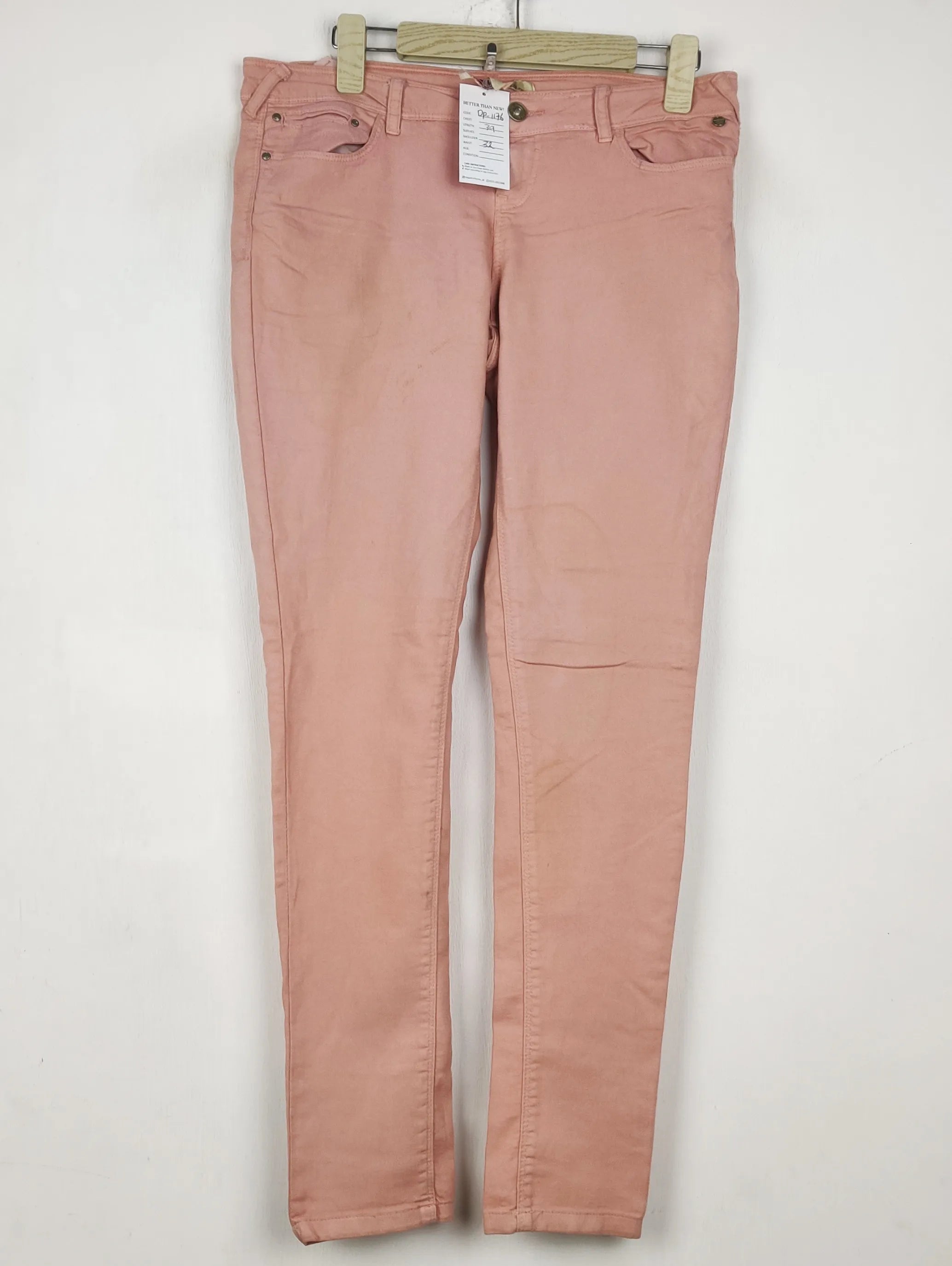 Buy online pre-used pre-loved 100% authentic & Original branded Bershka (DP-1176) available in Pakistan. Top international brands avilable.