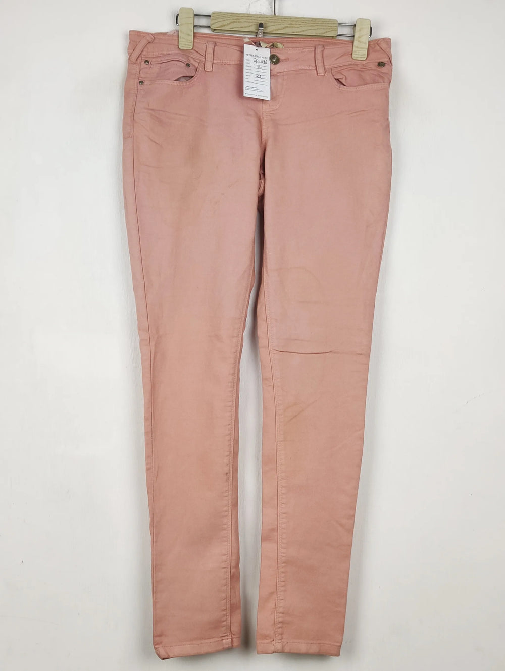 Buy online pre-used pre-loved 100% authentic & Original branded Bershka (DP-1176) available in Pakistan. Top international brands avilable.