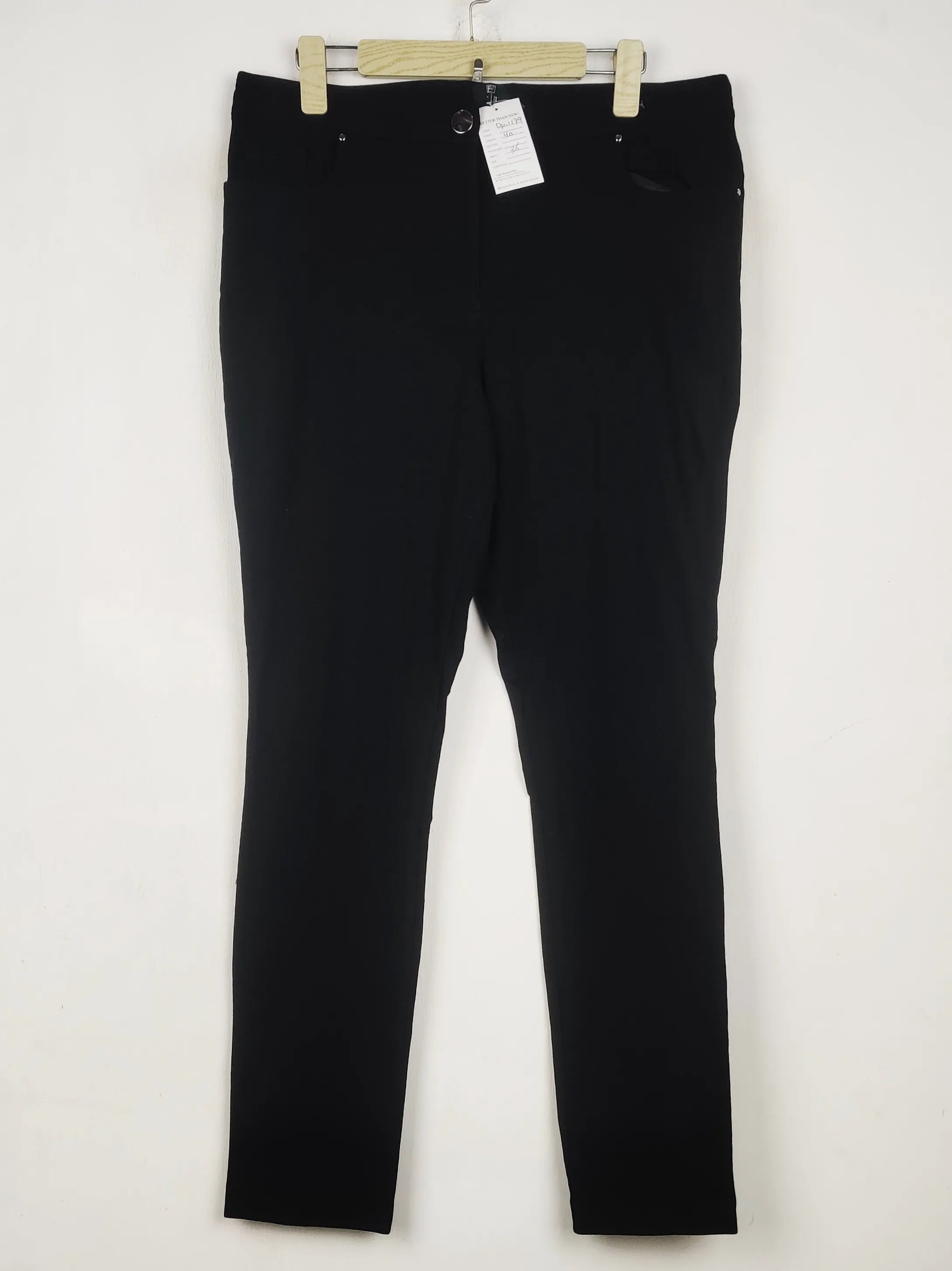 Buy online pre-used pre-loved 100% authentic & Original branded F&F (DP-1179) available in Pakistan. Top international brands avilable.