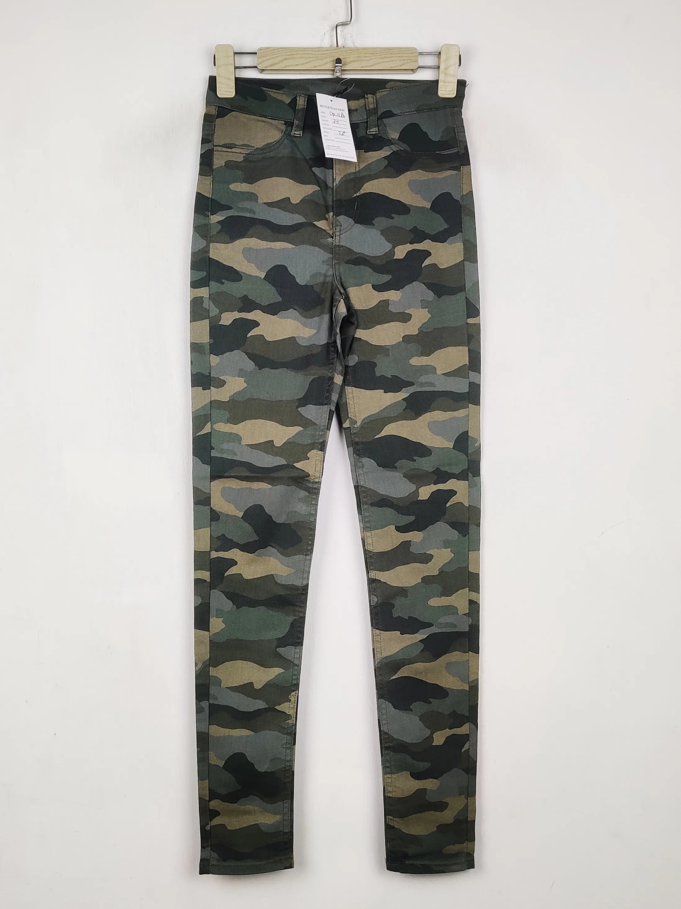 Buy online pre-used pre-loved 100% authentic & Original branded H&M (DP-1180) available in Pakistan. Top international brands avilable.