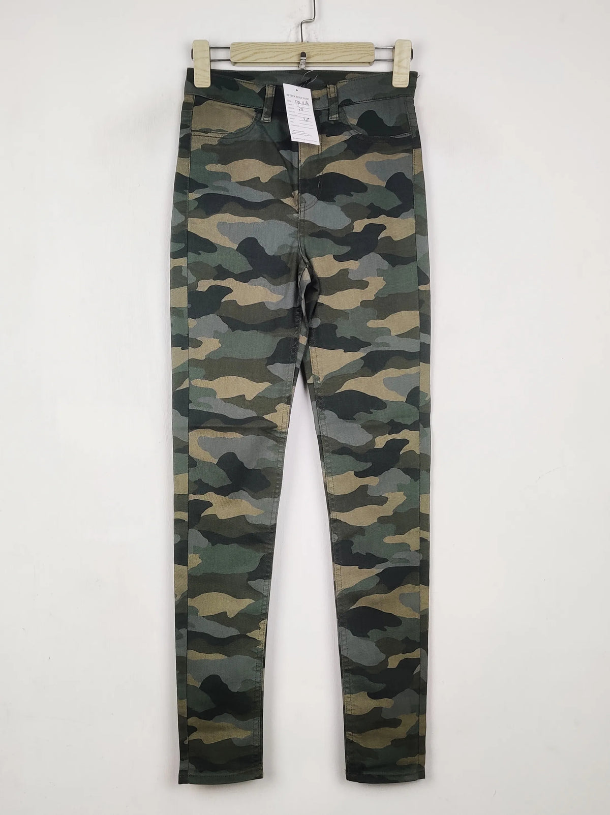 Buy online pre-used pre-loved 100% authentic & Original branded H&M (DP-1180) available in Pakistan. Top international brands avilable.