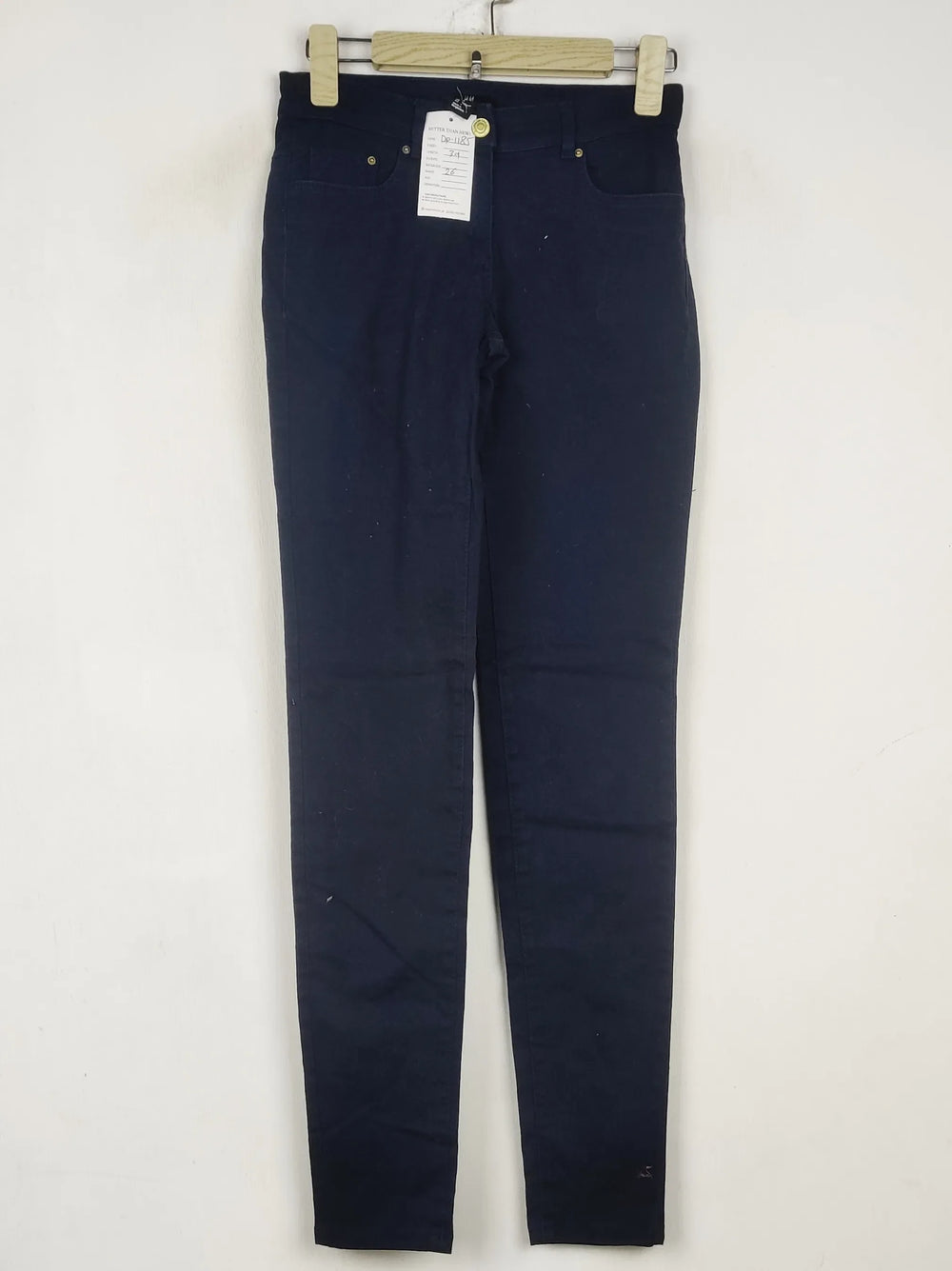 Buy online pre-used pre-loved 100% authentic & Original branded H&M (DP-1185) available in Pakistan. Top international brands avilable.