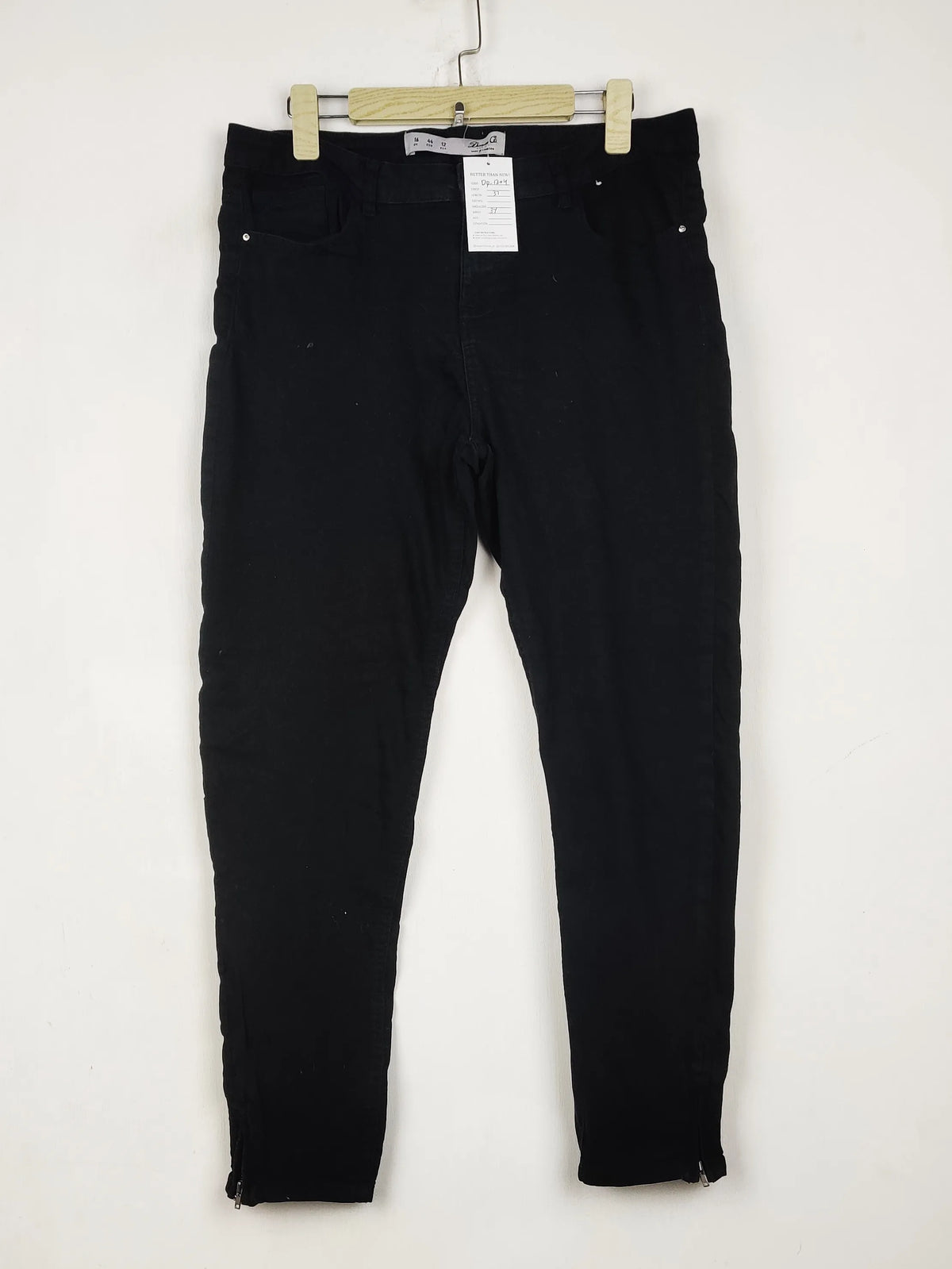 Buy online pre-used pre-loved 100% authentic & Original branded Denim Co. (DP-1204) available in Pakistan. Top international brands avilable.
