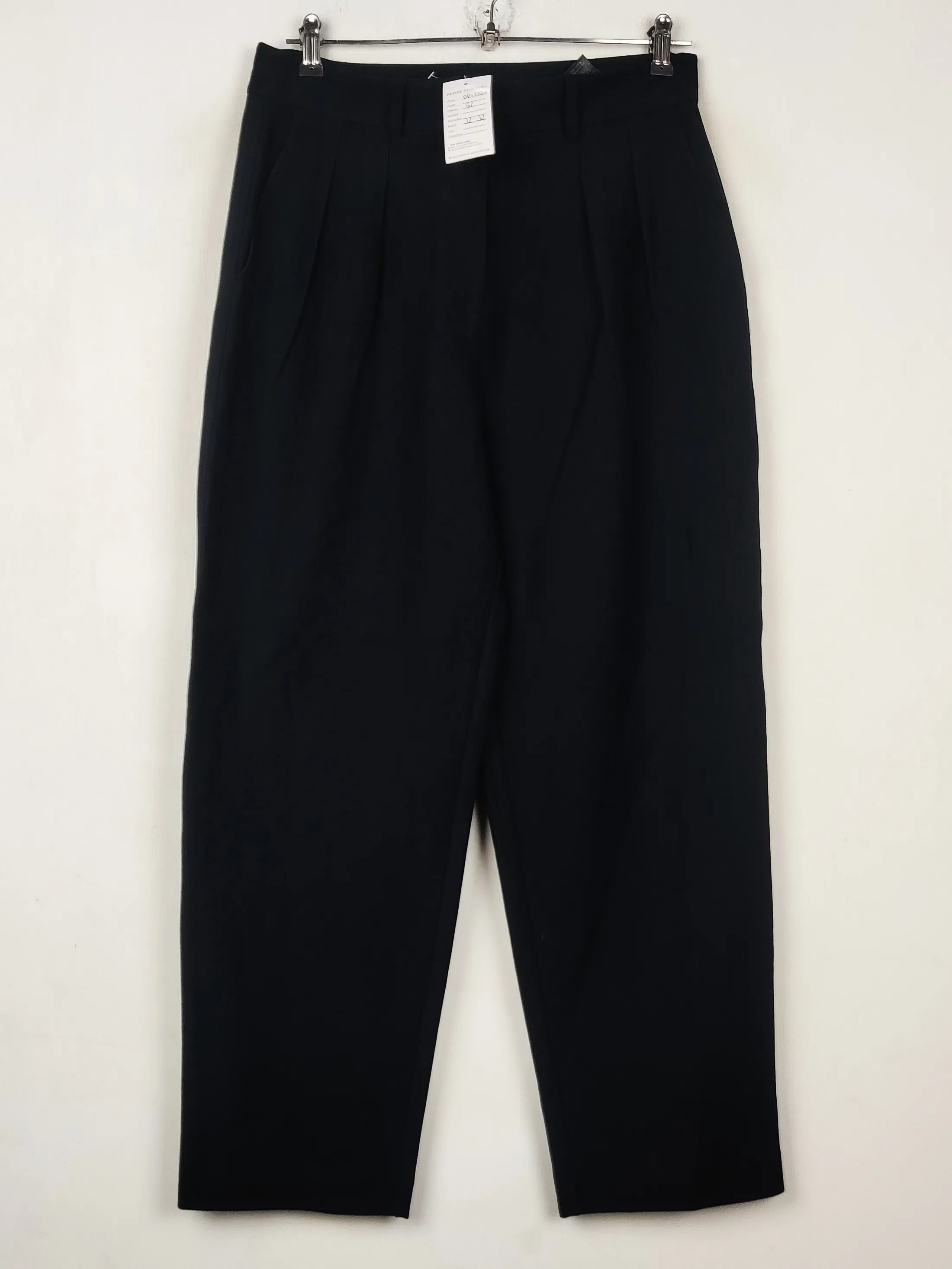 Buy online pre-used pre-loved 100% authentic & Original branded Marks & Spencer (DP-1221) available in Pakistan. Top international brands avilable.