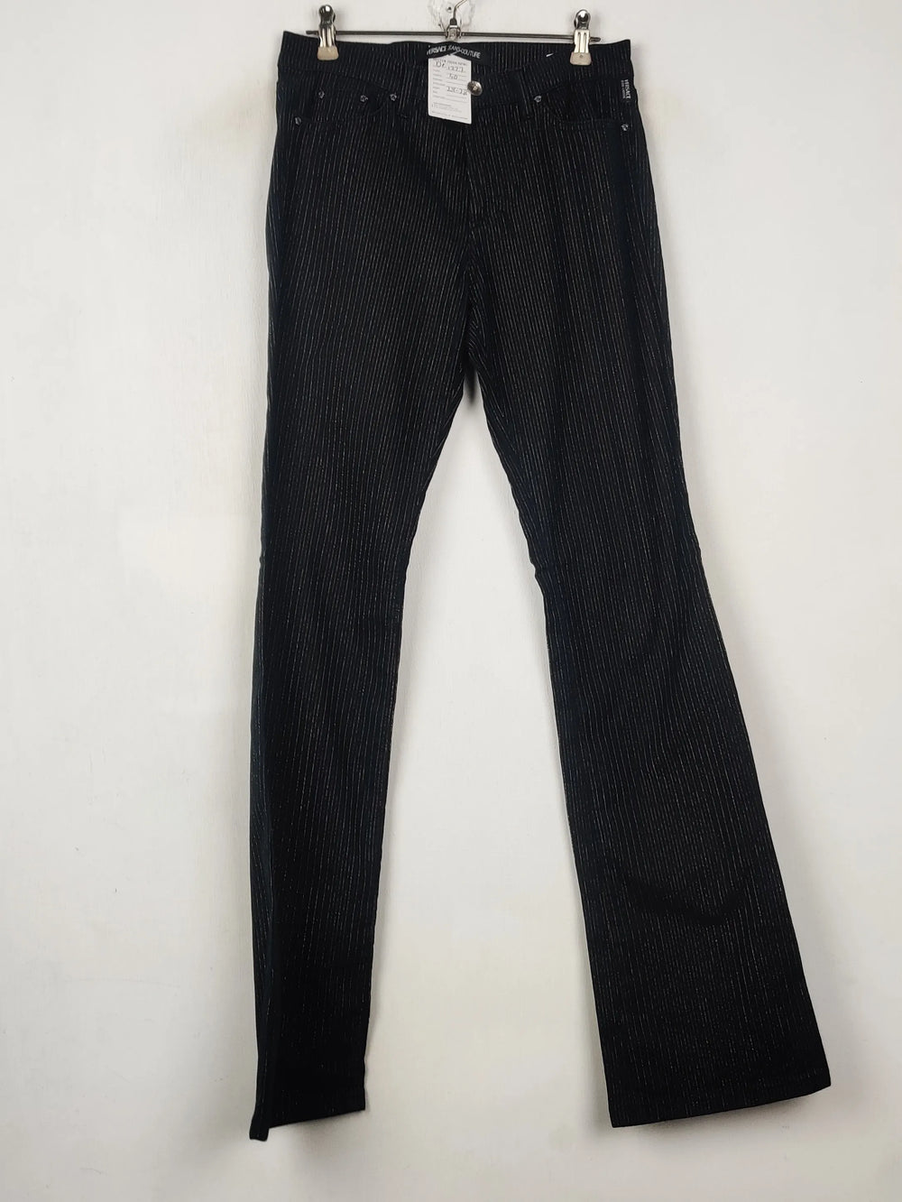 Buy online pre-used pre-loved 100% authentic & Original branded V.E.R.S.A.C.E (DP-1277) available in Pakistan. Top international brands avilable.