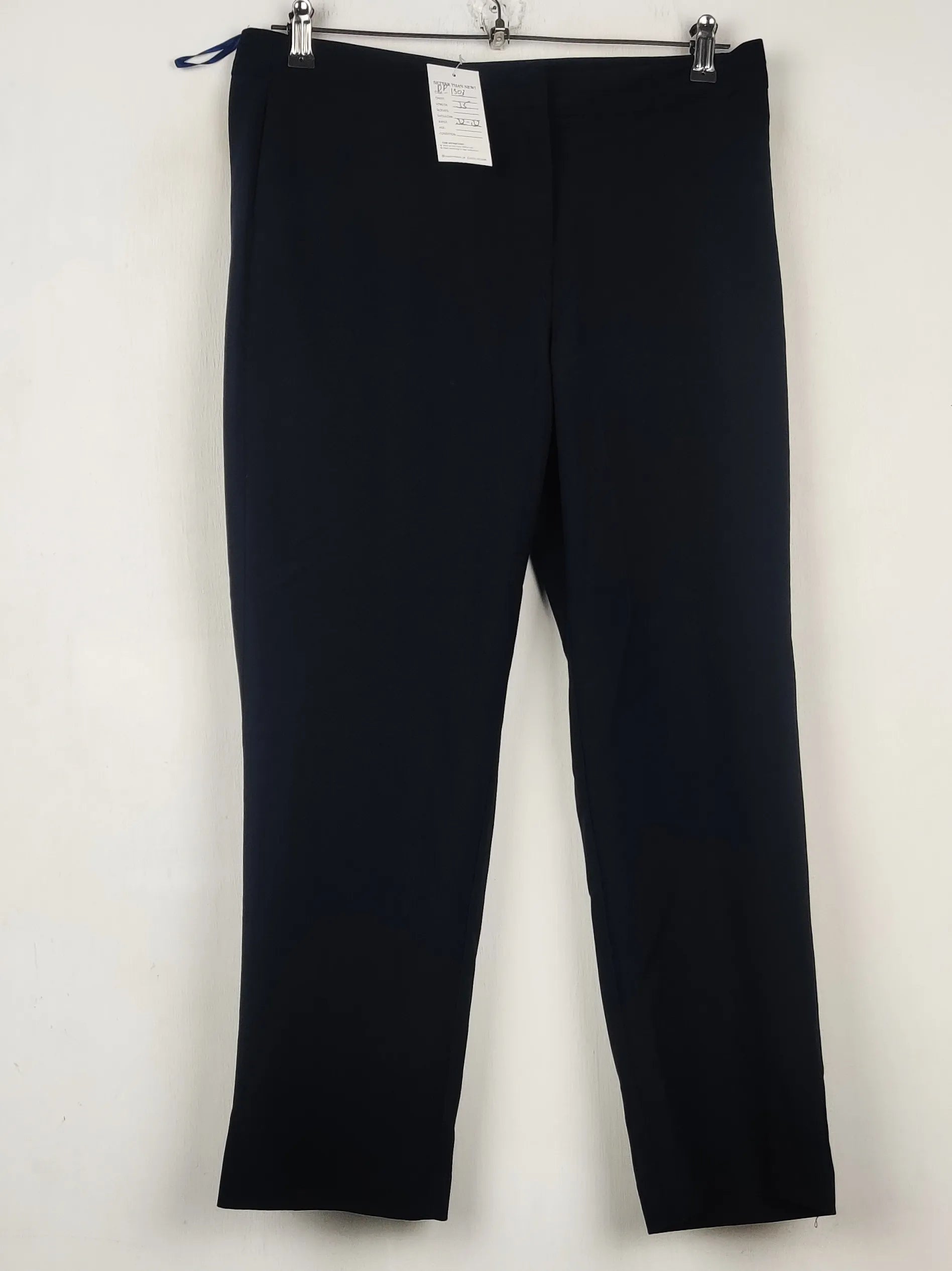 Buy online pre-used pre-loved 100% authentic & Original branded Bonmarche (DP-1303) available in Pakistan. Top international brands avilable.