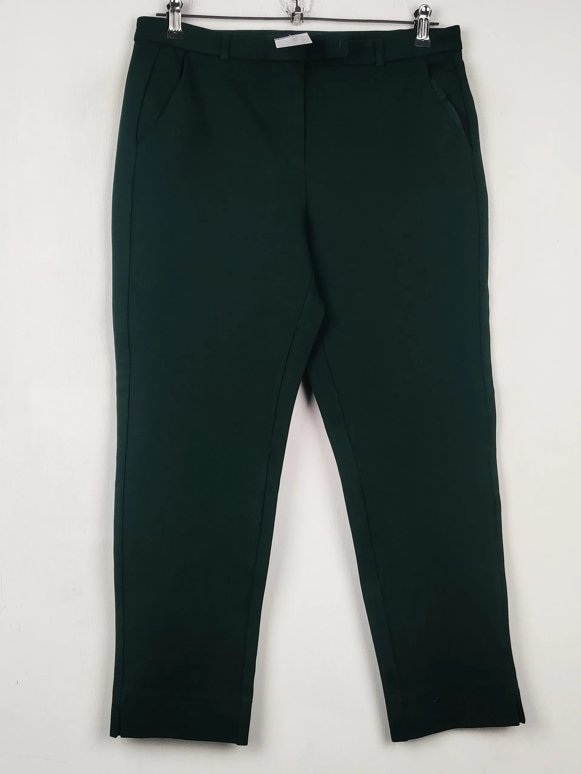 Buy online pre-used pre-loved 100% authentic & Original branded Marks & Spencer (DP-1304) available in Pakistan. Top international brands avilable.