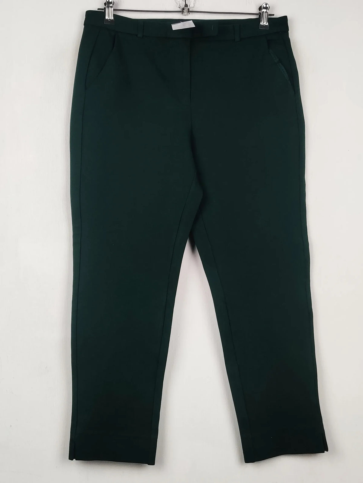 Buy online pre-used pre-loved 100% authentic & Original branded Marks & Spencer (DP-1304) available in Pakistan. Top international brands avilable.