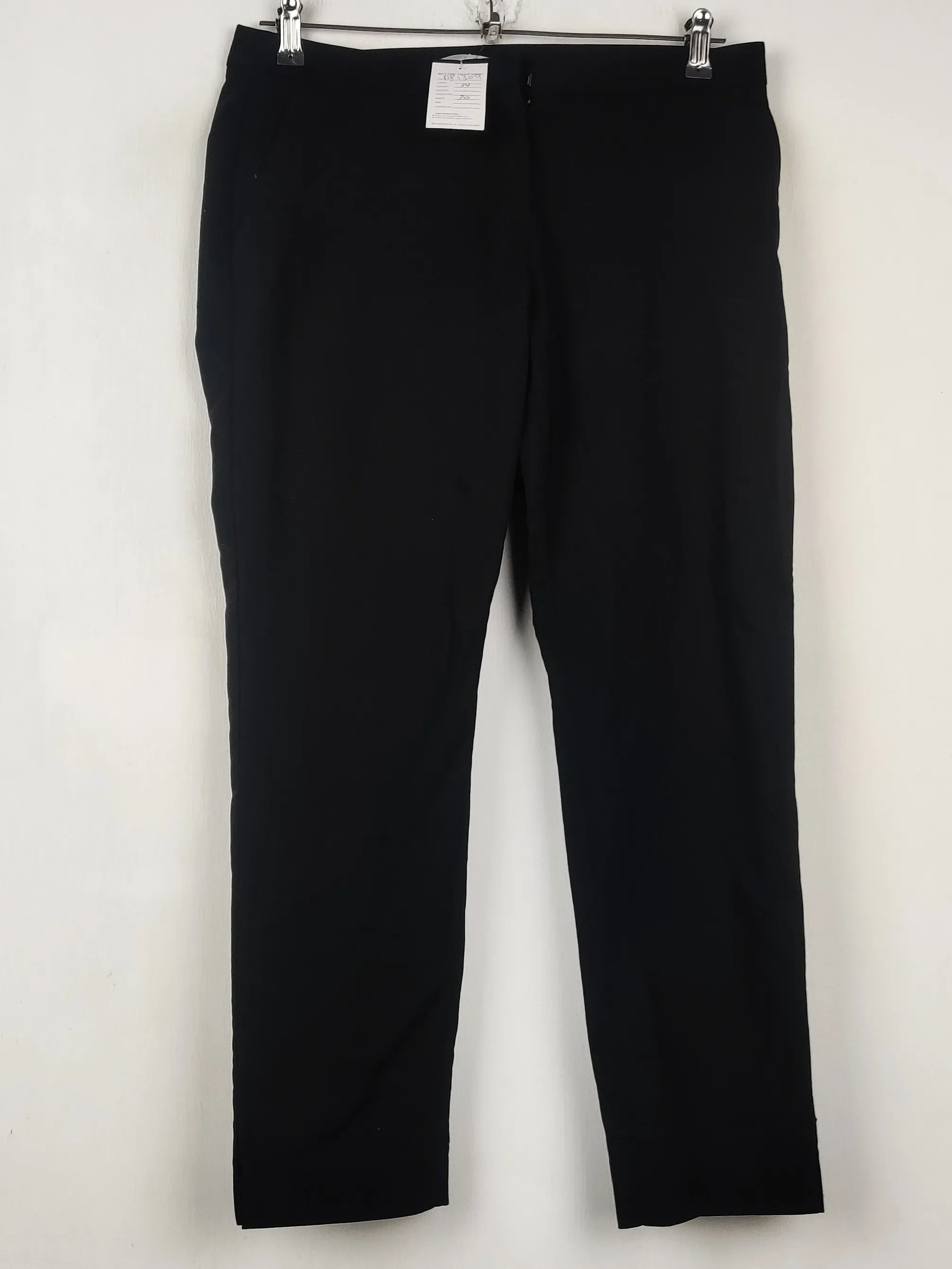 Buy online pre-used pre-loved 100% authentic & Original branded H&M (DP-1309) available in Pakistan. Top international brands avilable.