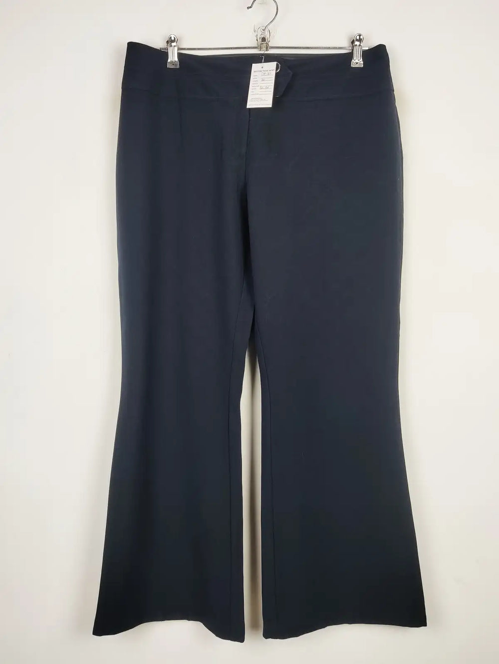 Buy online pre-used pre-loved 100% authentic & Original branded Debenhams (DP-161) available in Pakistan. Top international brands avilable.