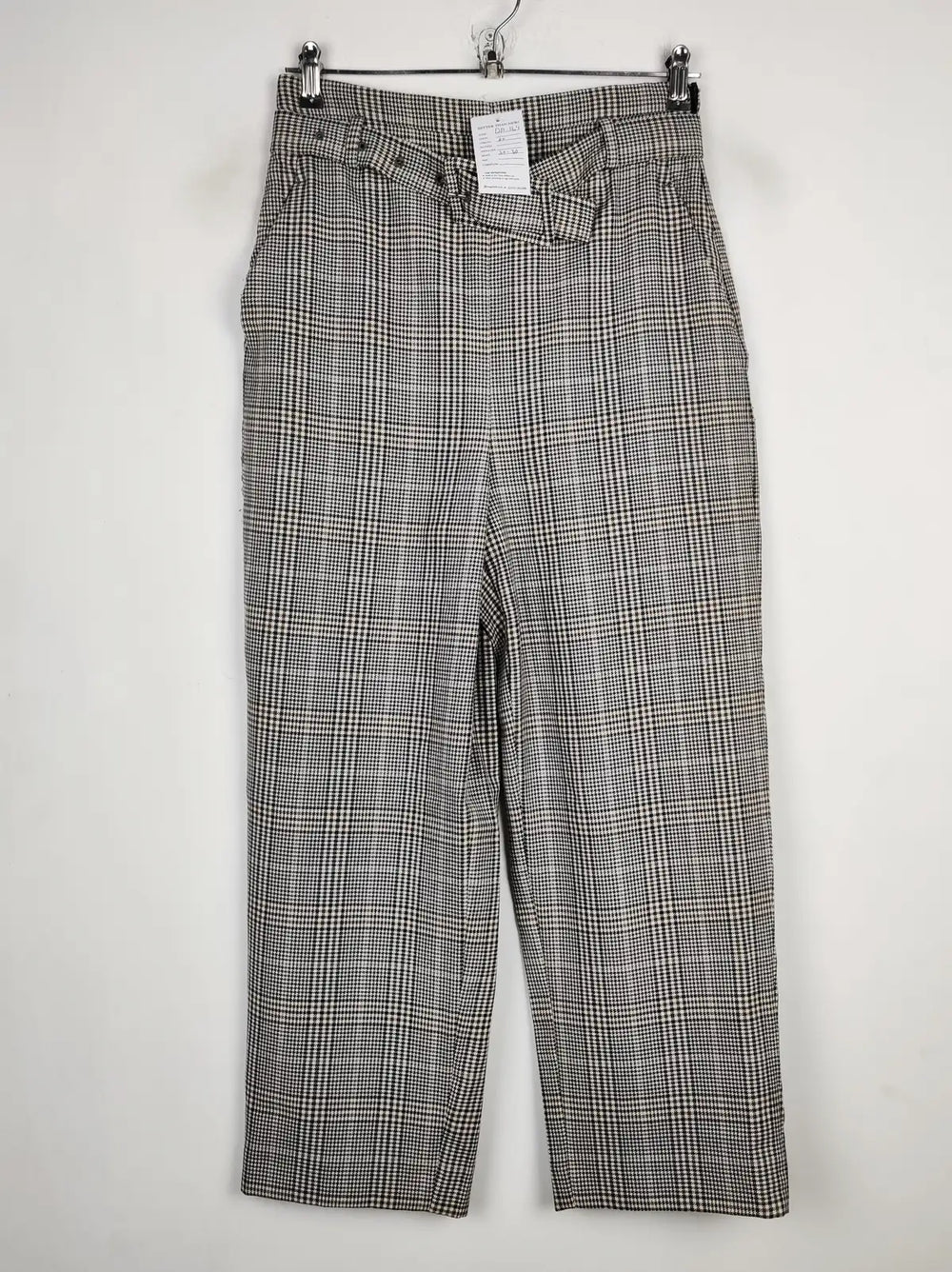 Buy online pre-used pre-loved 100% authentic & Original branded Zara (DP-164) available in Pakistan. Top international brands avilable.