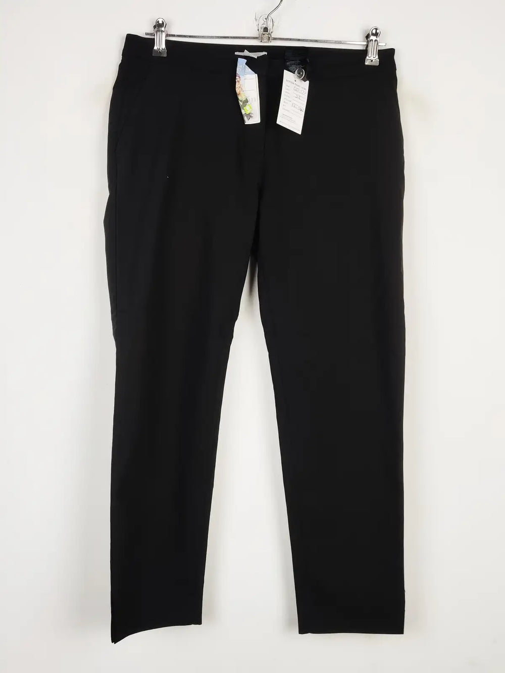 Buy online pre-used pre-loved 100% authentic & Original branded H&M (DP-173) available in Pakistan. Top international brands avilable.