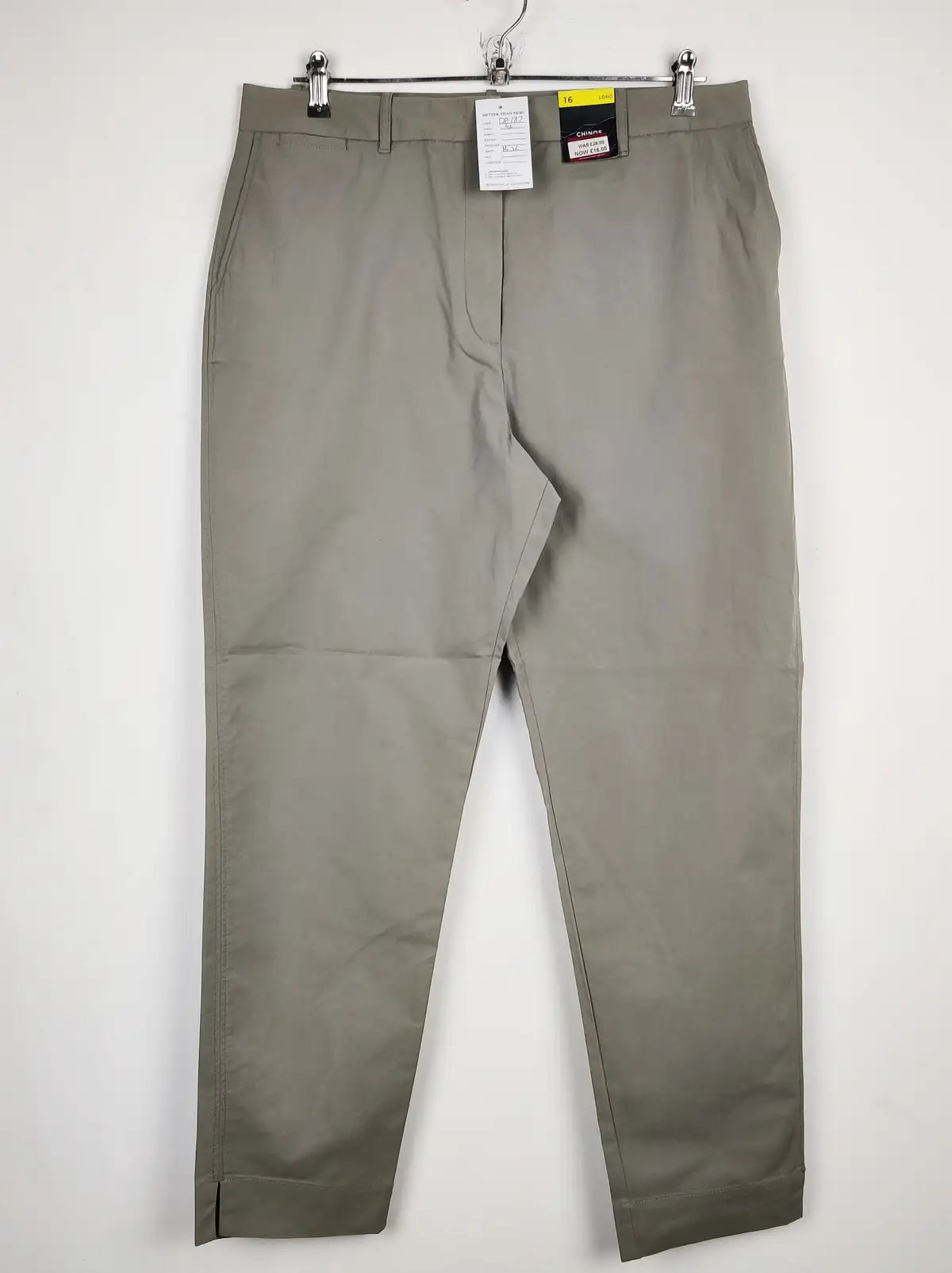 Buy online pre-used pre-loved 100% authentic & Original branded Marks & Spencer (DP-187) available in Pakistan. Top international brands avilable.