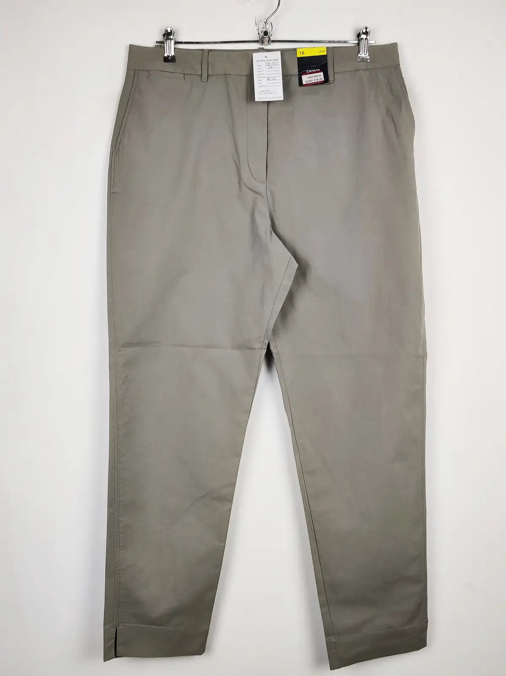 Buy online pre-used pre-loved 100% authentic & Original branded Marks & Spencer (DP-187) available in Pakistan. Top international brands avilable.