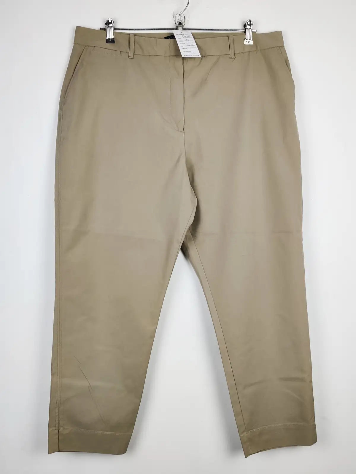 Buy online pre-used pre-loved 100% authentic & Original branded Marks & Spencer (DP-195) available in Pakistan. Top international brands avilable.