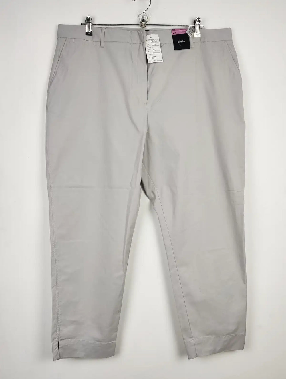 Buy online pre-used pre-loved 100% authentic & Original branded Marks & Spencer (DP-199) available in Pakistan. Top international brands avilable.