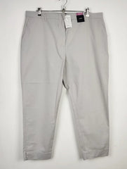 Buy online pre-used pre-loved 100% authentic & Original branded Marks & Spencer (DP-199) available in Pakistan. Top international brands avilable.