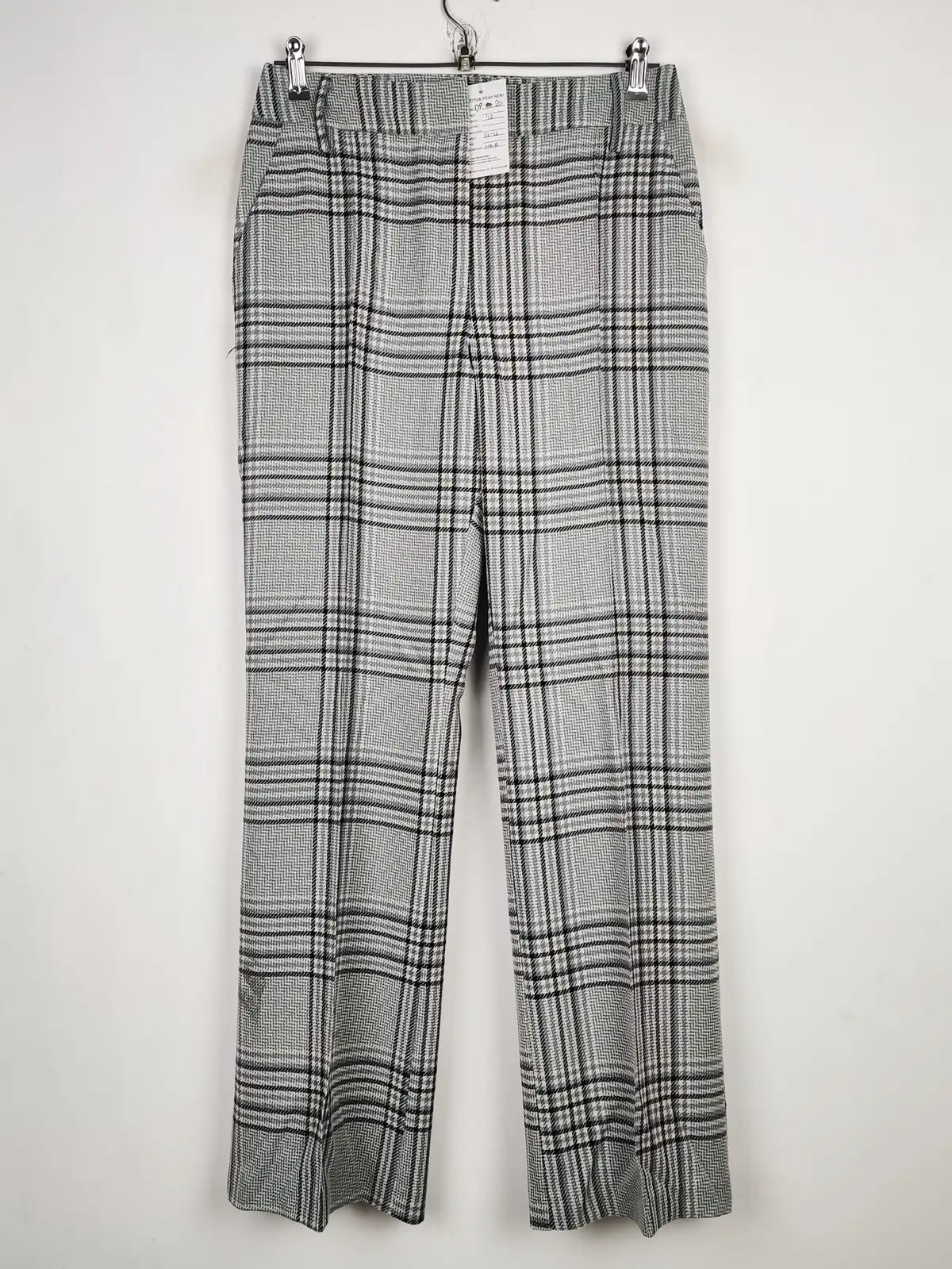 Buy online pre-used pre-loved 100% authentic & Original branded Primark (DP-20) available in Pakistan. Top international brands avilable.