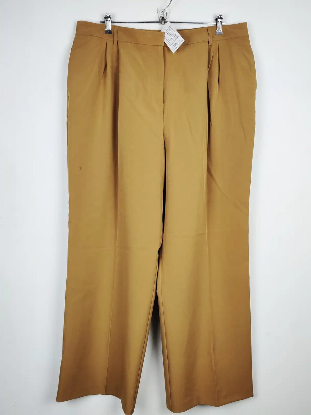 Buy online pre-used pre-loved 100% authentic & Original branded V By Very (DP-27) available in Pakistan. Top international brands avilable.