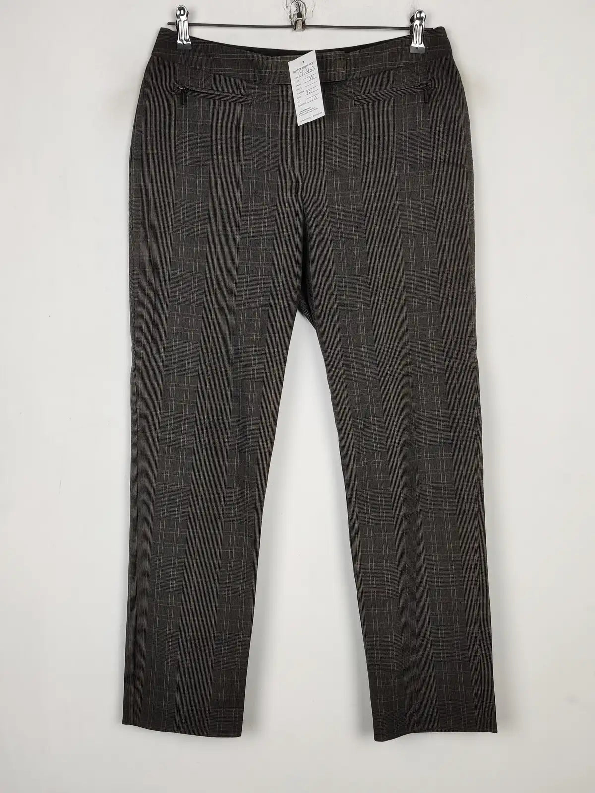 Laura Ashley (DP-462)