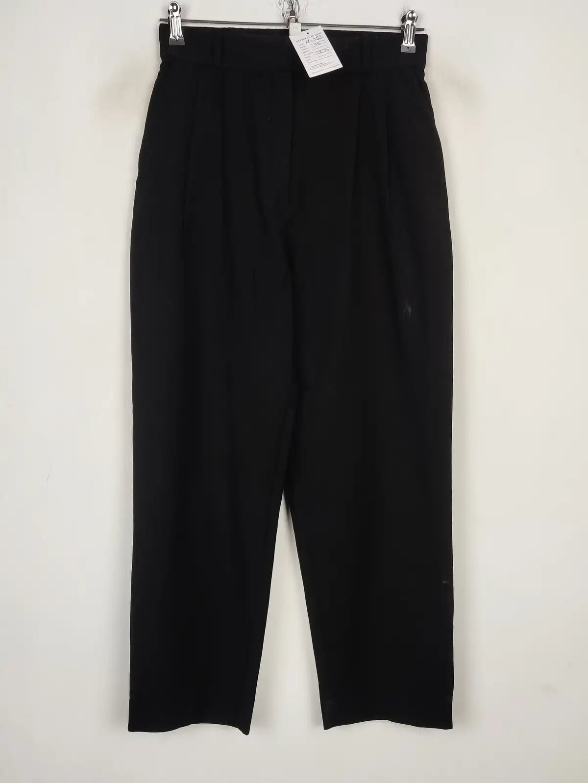 H&M (DP-483)