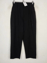 H&M (DP-483)