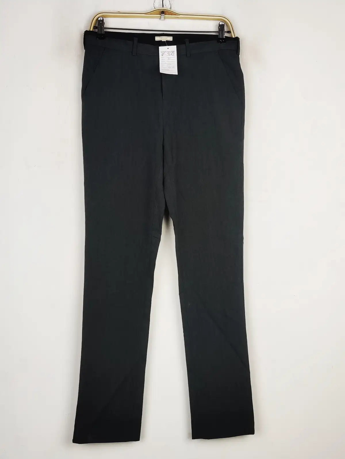 Buy online pre-used pre-loved 100% authentic & Original branded John Lewis (DP-828) available in Pakistan. Top international brands avilable.