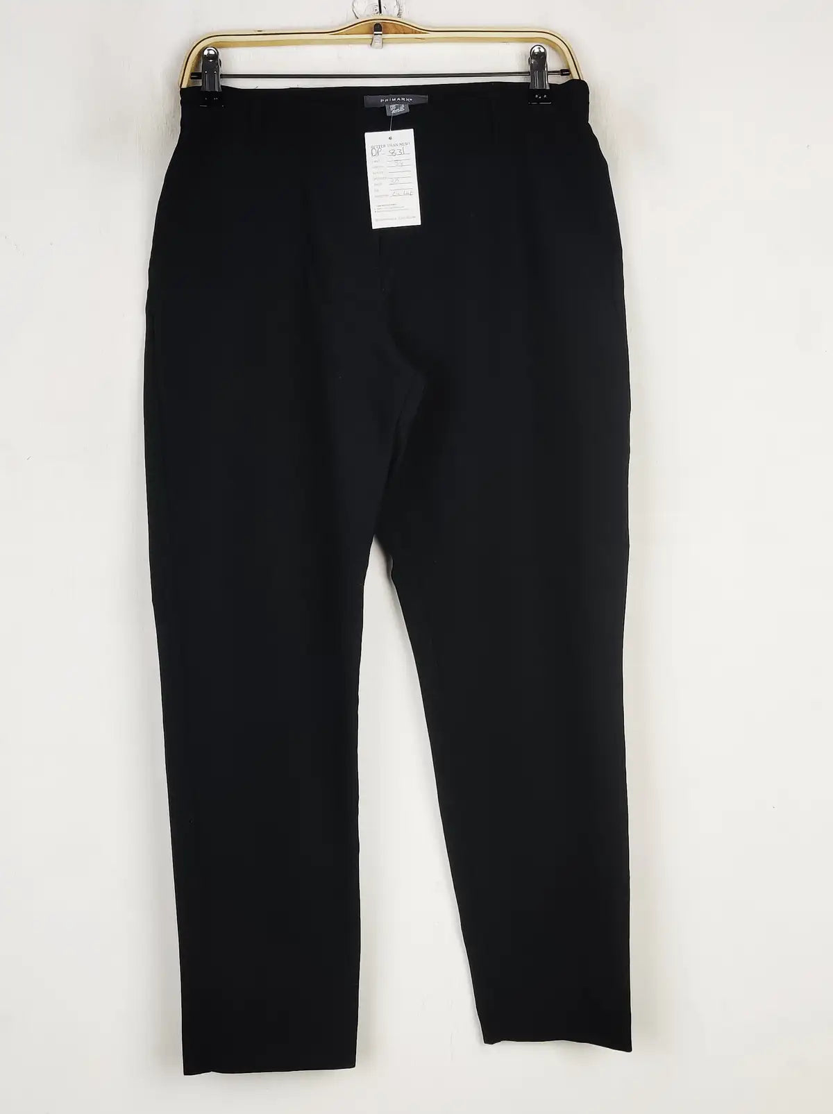 Buy online pre-used pre-loved 100% authentic & Original branded Primark (DP-831) available in Pakistan. Top international brands avilable.