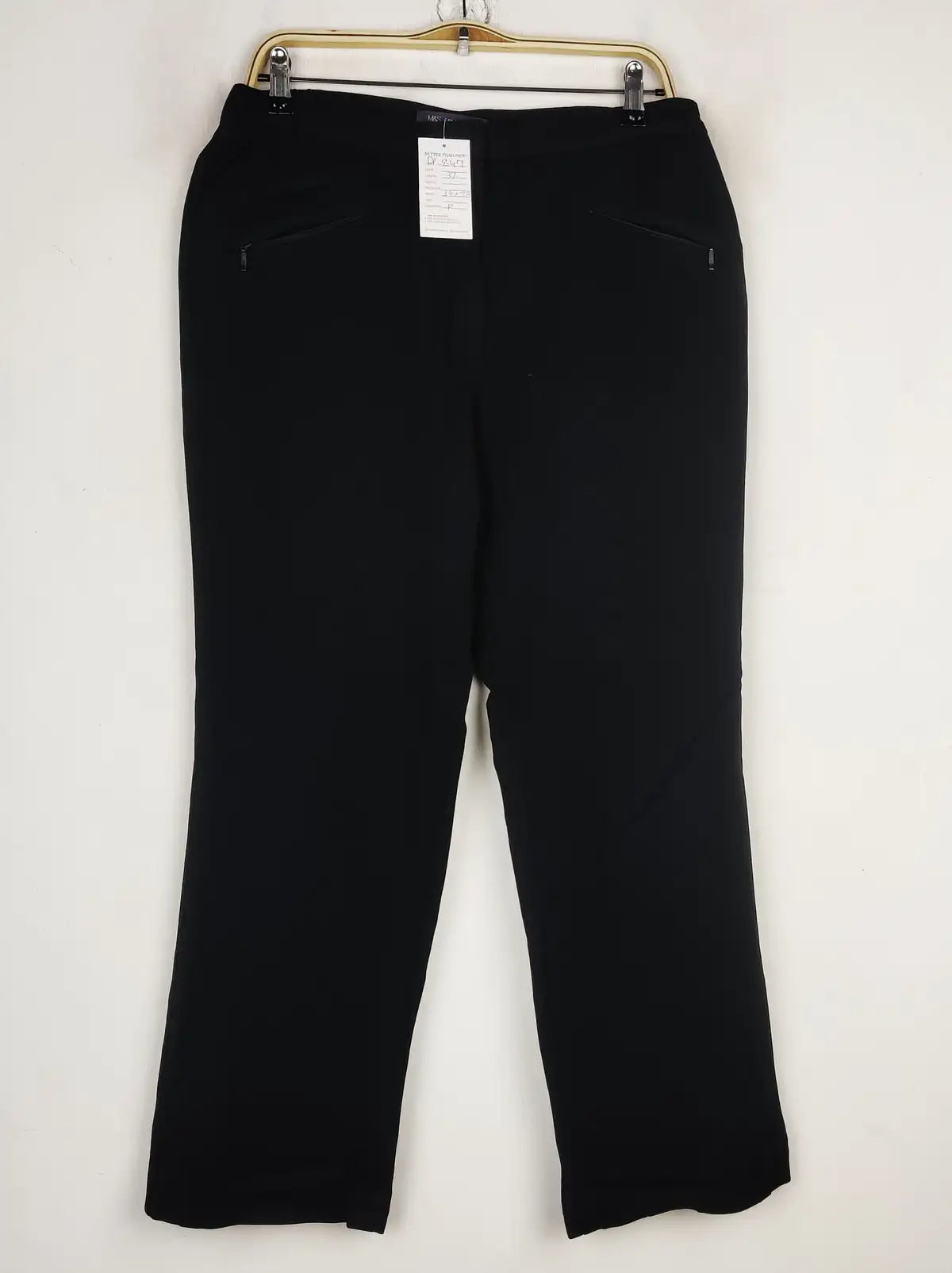 Buy online pre-used pre-loved 100% authentic & Original branded Marks & Spencer (DP-847) available in Pakistan. Top international brands avilable.