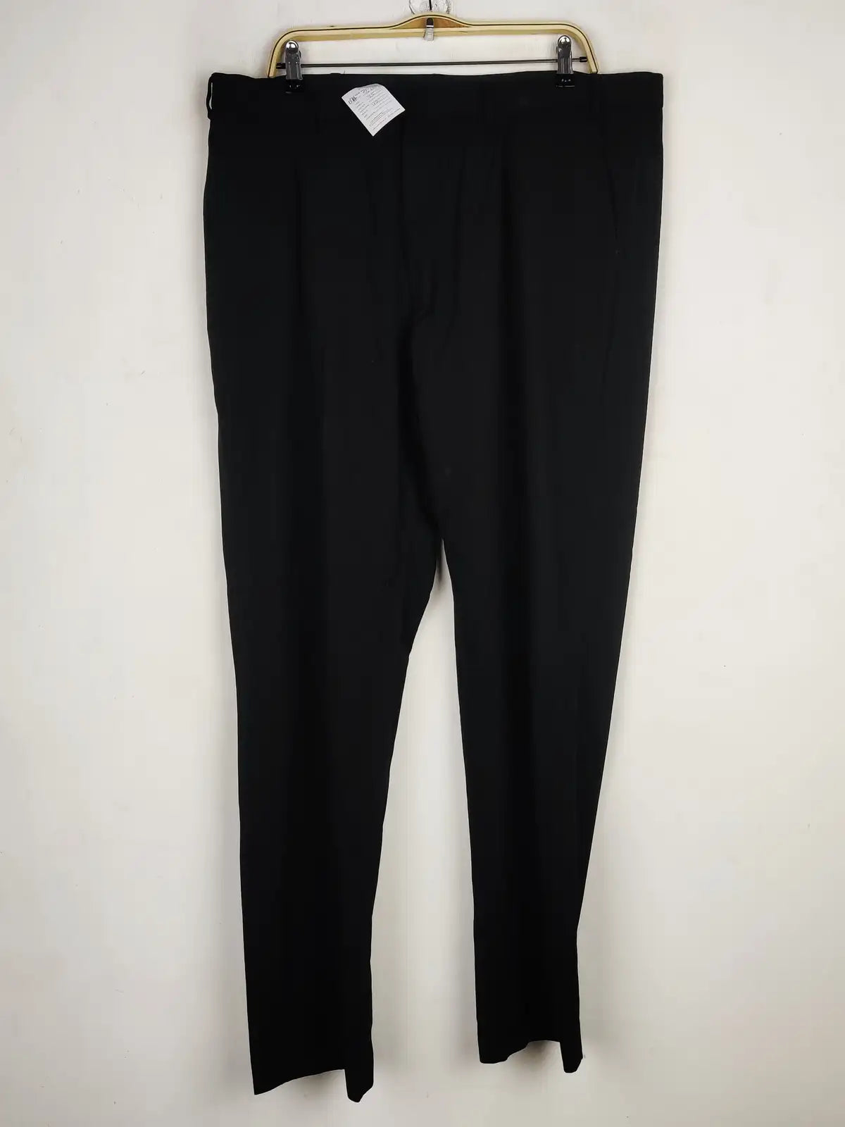 Buy online pre-used pre-loved 100% authentic & Original branded Marks & Spencer (DP-870) available in Pakistan. Top international brands avilable.
