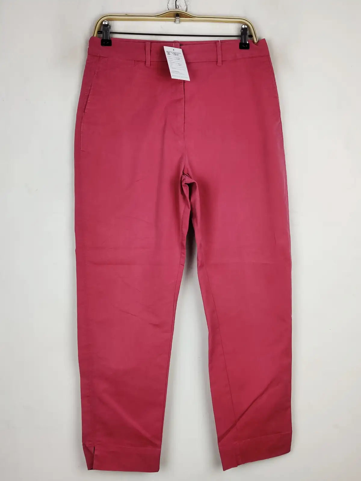 Buy online pre-used pre-loved 100% authentic & Original branded Marks & Spencer (DP-880) available in Pakistan. Top international brands avilable.