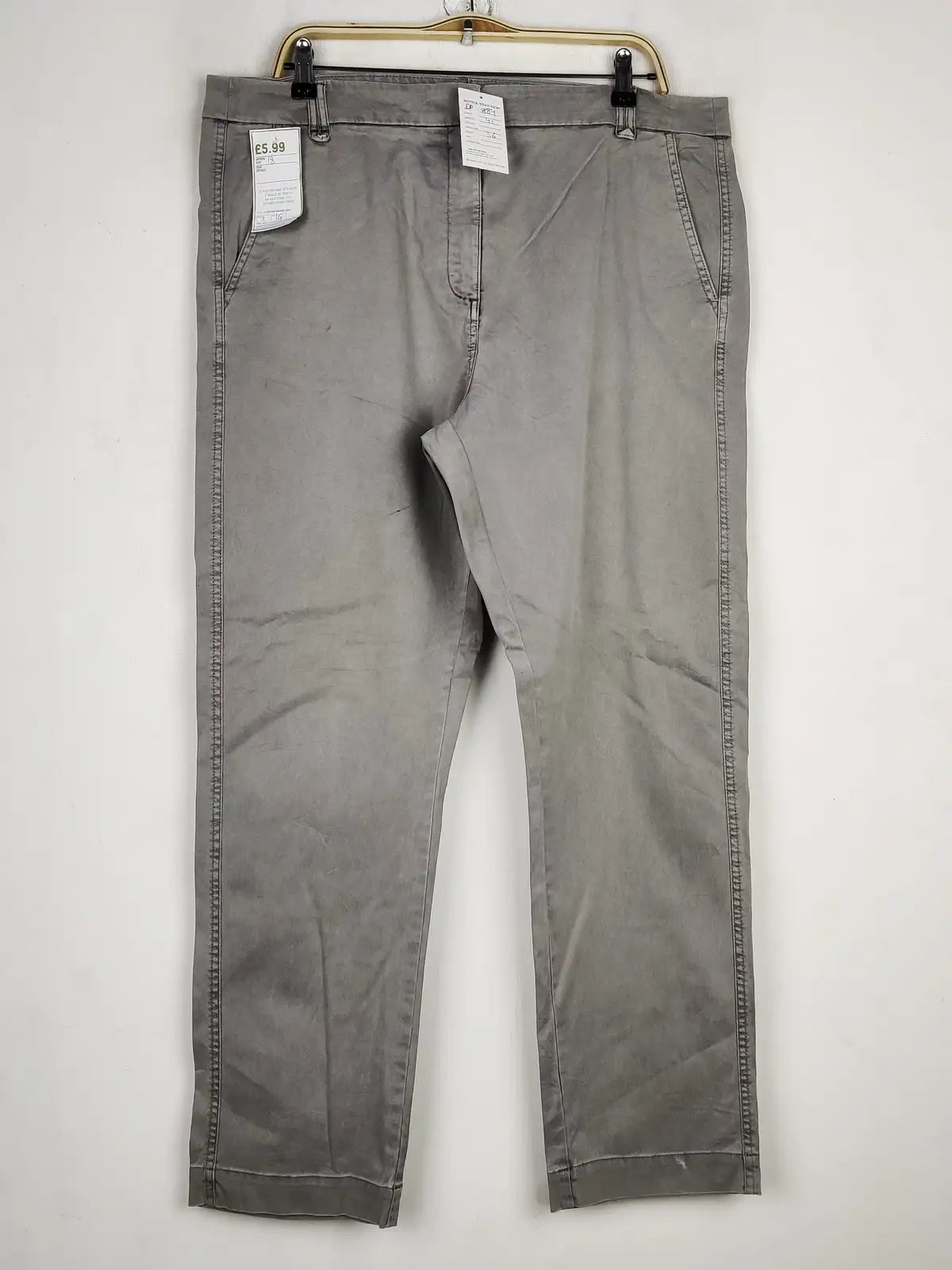 Buy online pre-used pre-loved 100% authentic & Original branded Marks & Spencer (DP-883) available in Pakistan. Top international brands avilable.