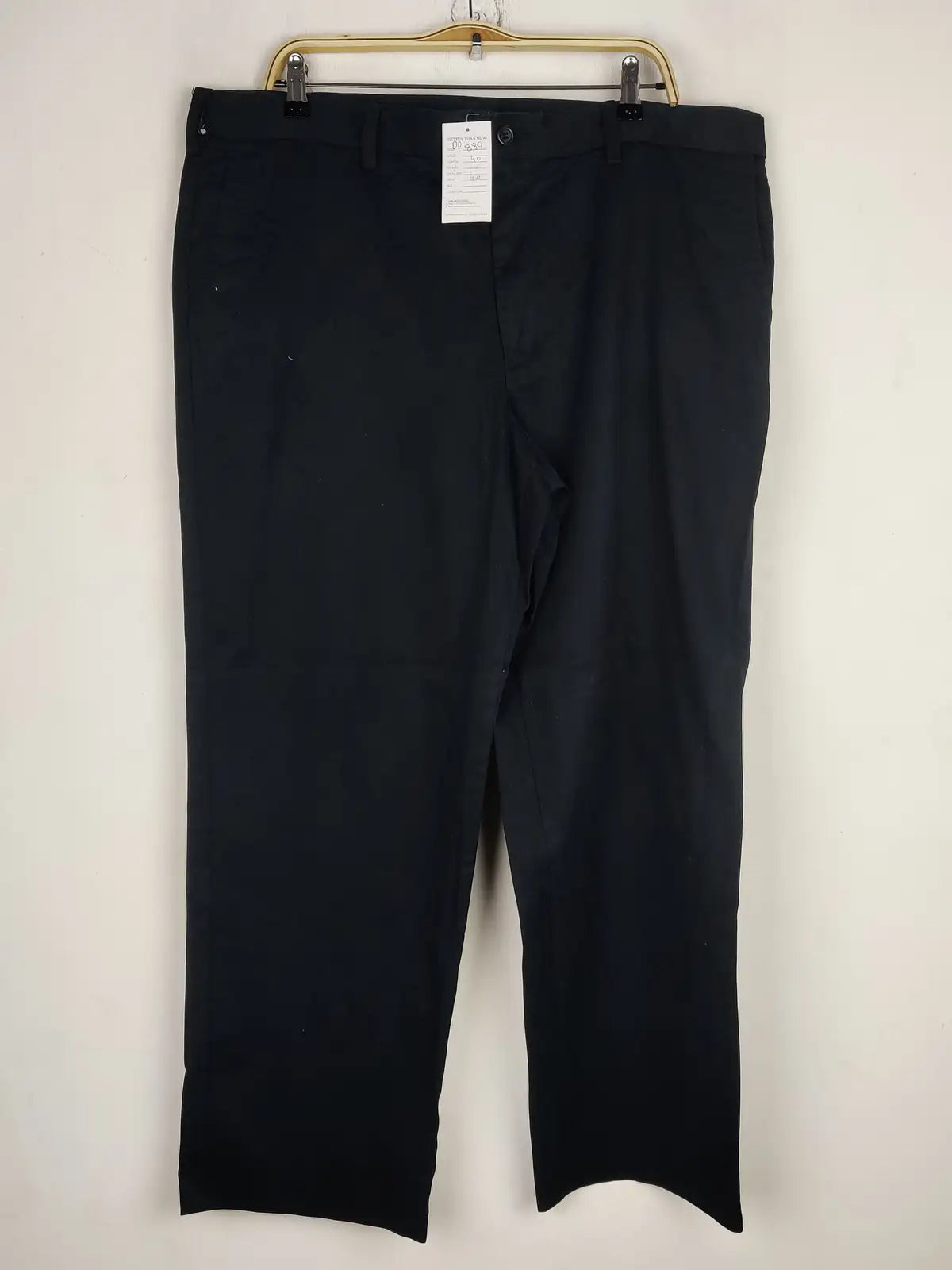 Buy online pre-used pre-loved 100% authentic & Original branded Dockers (DP-889) available in Pakistan. Top international brands avilable.