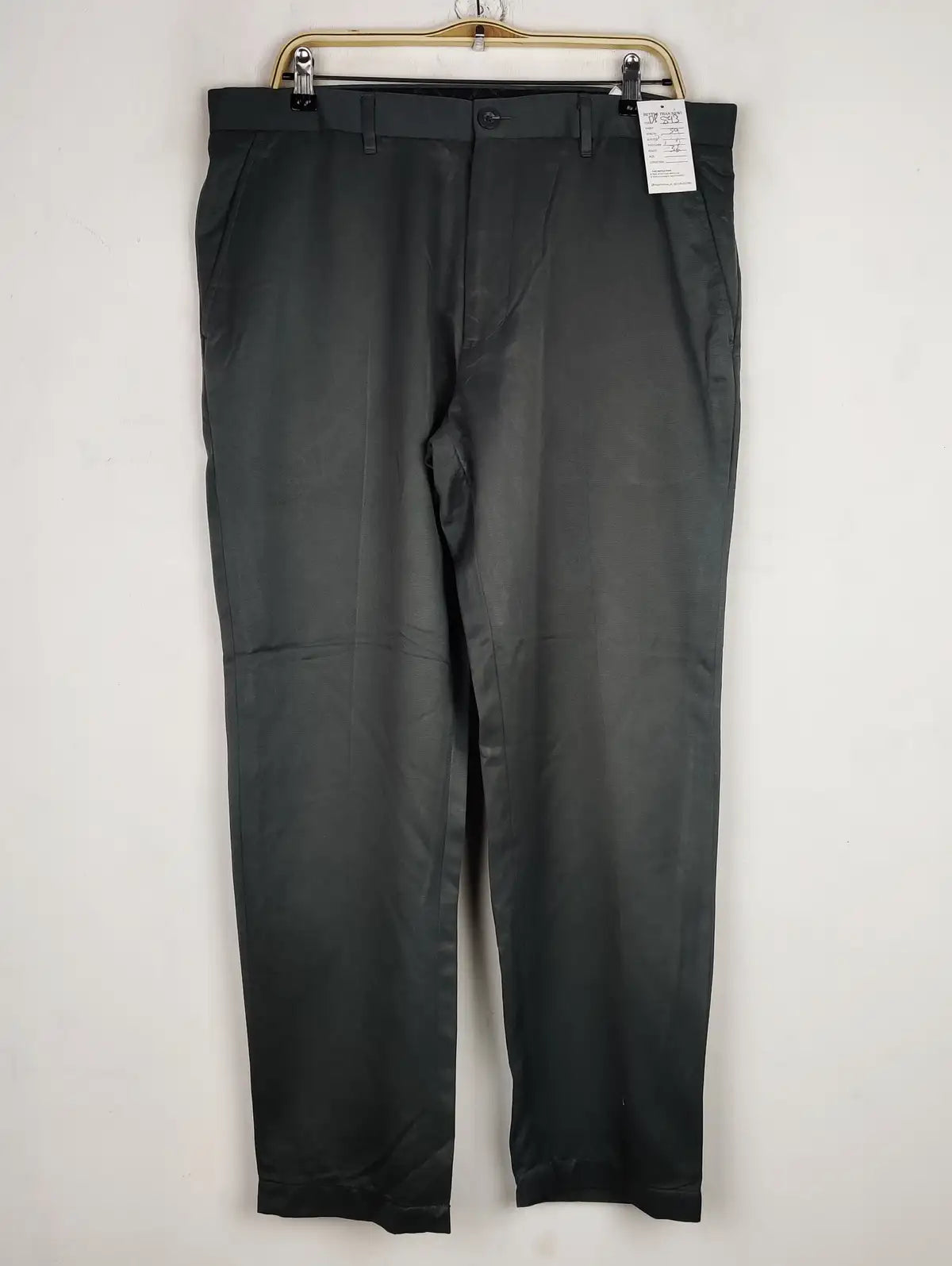 Buy online pre-used pre-loved 100% authentic & Original branded Ashworth (DP-893) available in Pakistan. Top international brands avilable.