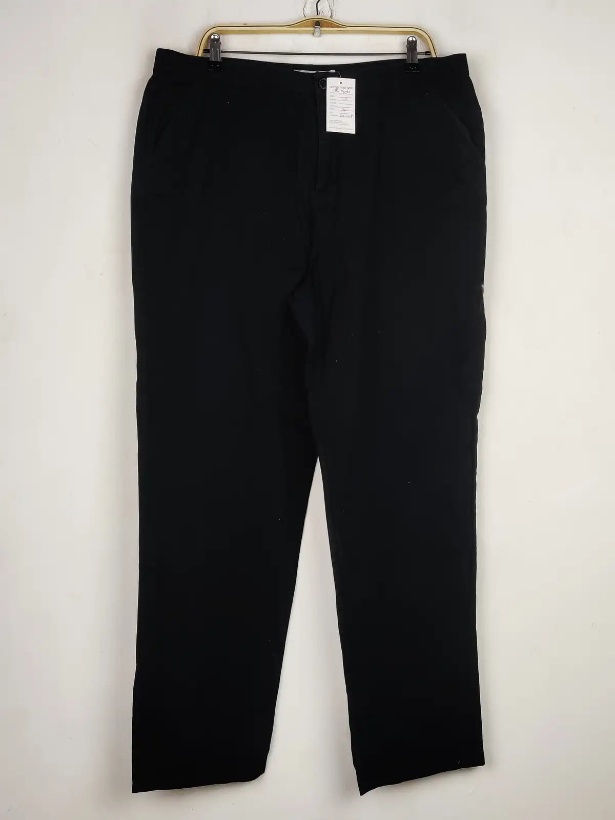 Buy online pre-used pre-loved 100% authentic & Original branded Asos (DP-906) available in Pakistan. Top international brands avilable.