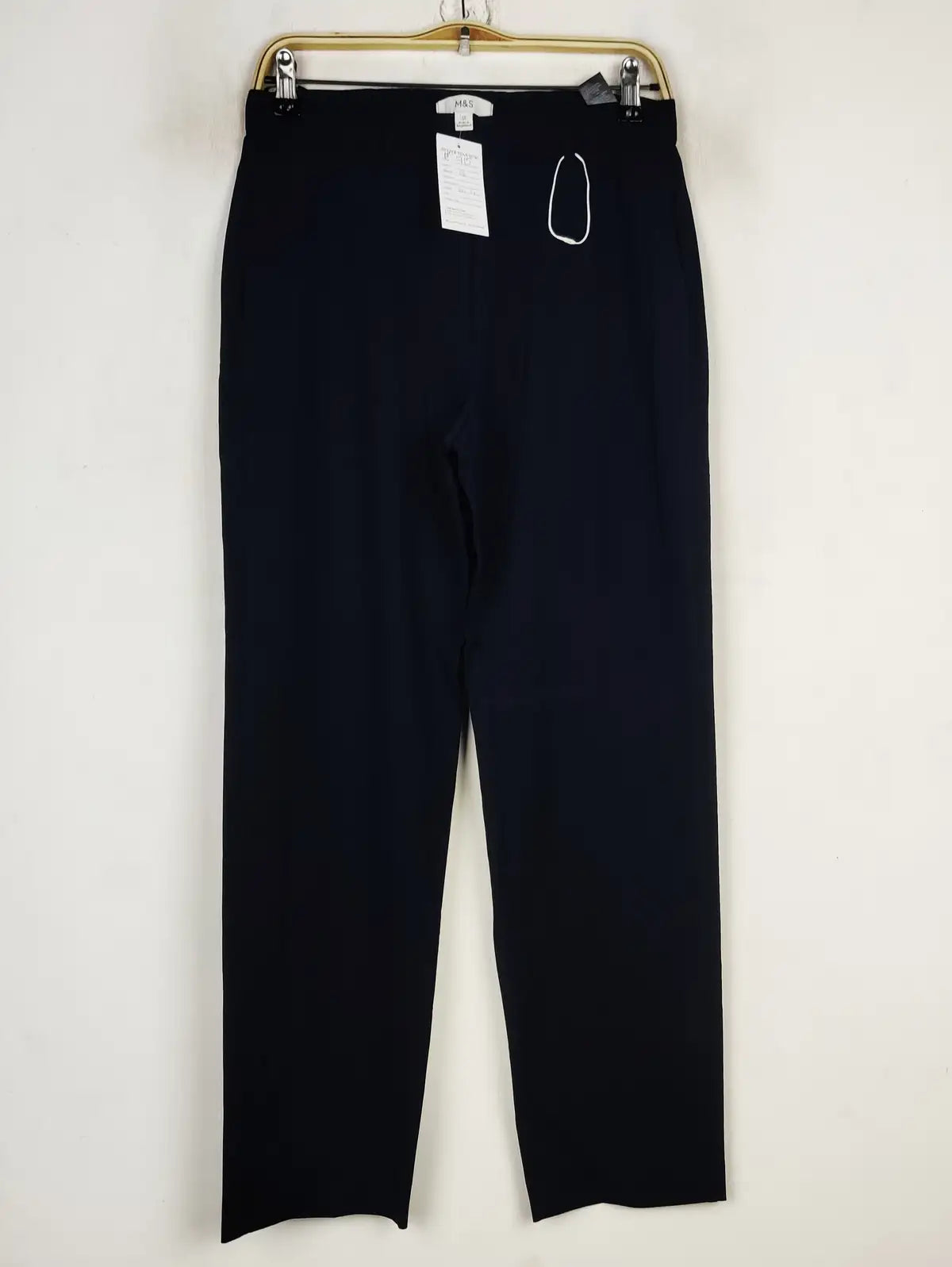 Buy online pre-used pre-loved 100% authentic & Original branded Marks & Spencer (DP-915) available in Pakistan. Top international brands avilable.