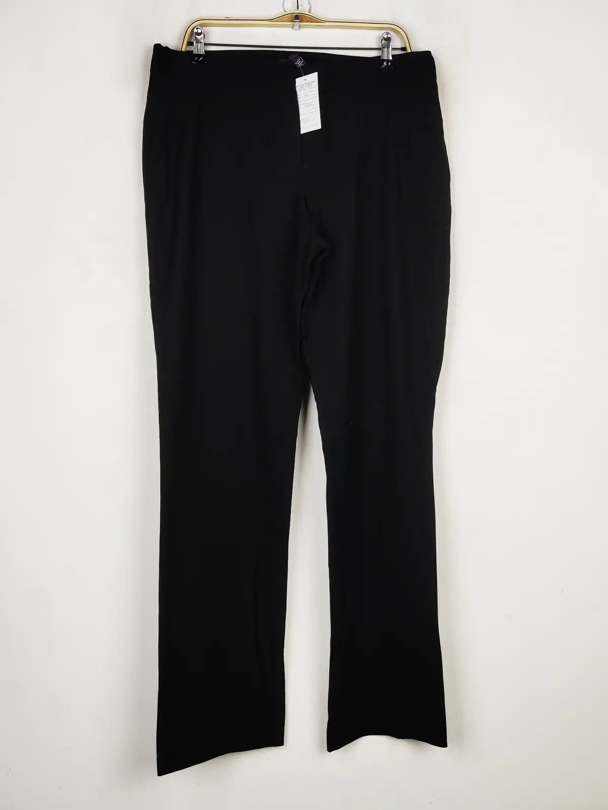 Buy online pre-used pre-loved 100% authentic & Original branded Long Tall Sally (DP-919) available in Pakistan. Top international brands avilable.