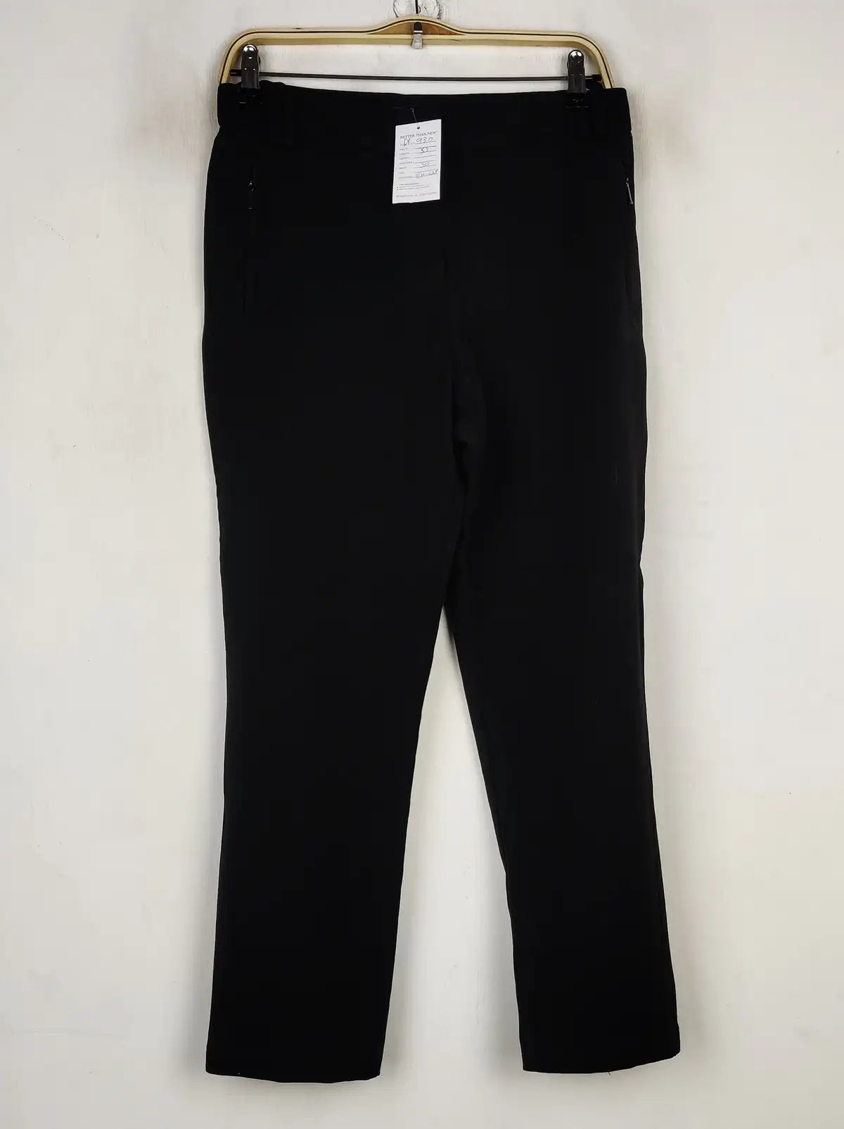 Buy online pre-used pre-loved 100% authentic & Original branded Marks & Spencer (DP-930) available in Pakistan. Top international brands avilable.