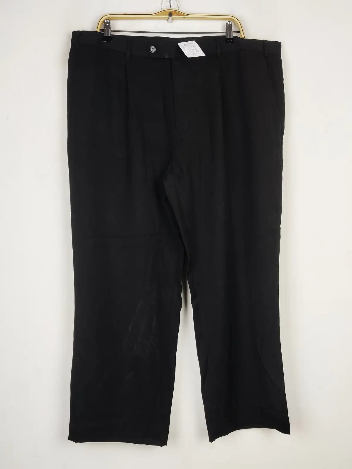 Buy online pre-used pre-loved 100% authentic & Original branded Unknown Brand (DP-937) available in Pakistan. Top international brands avilable.