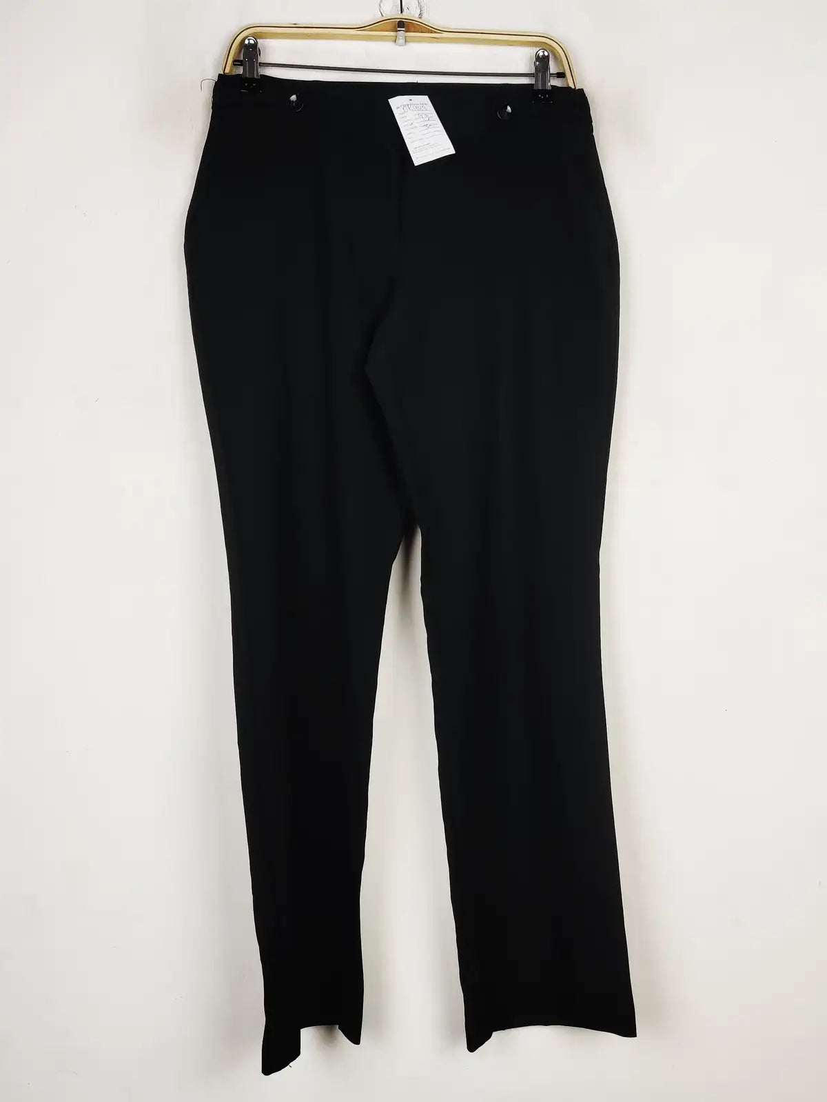 Buy online pre-used pre-loved 100% authentic & Original branded Dorothy Perkins (DP-943) available in Pakistan. Top international brands avilable.