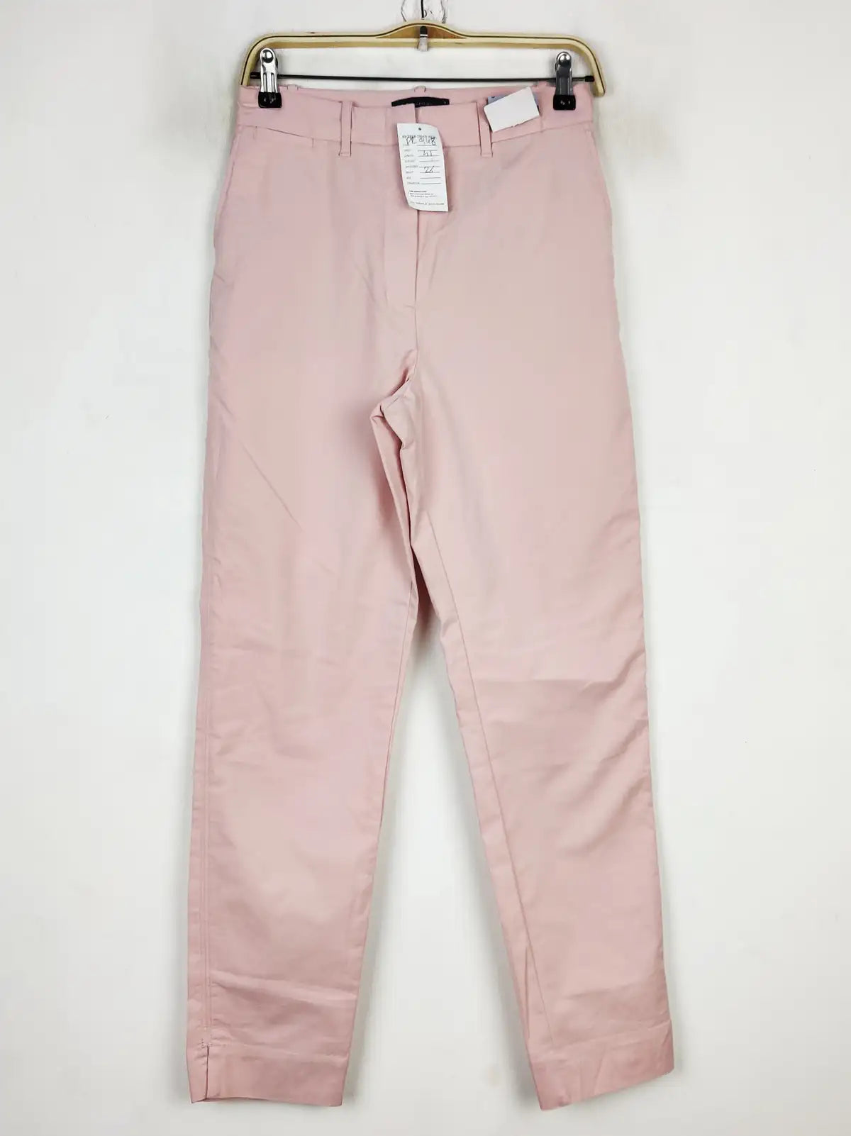 Buy online pre-used pre-loved 100% authentic & Original branded Marks & Spencer (DP-948) available in Pakistan. Top international brands avilable.